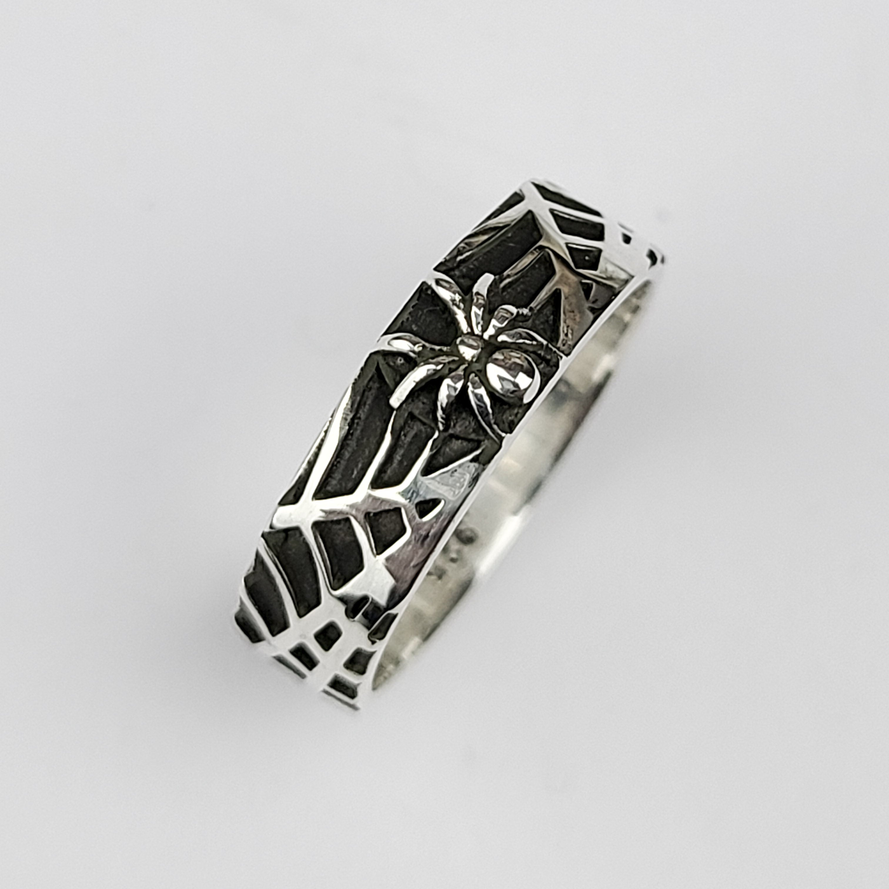 Spider and Spider Web Ring Band