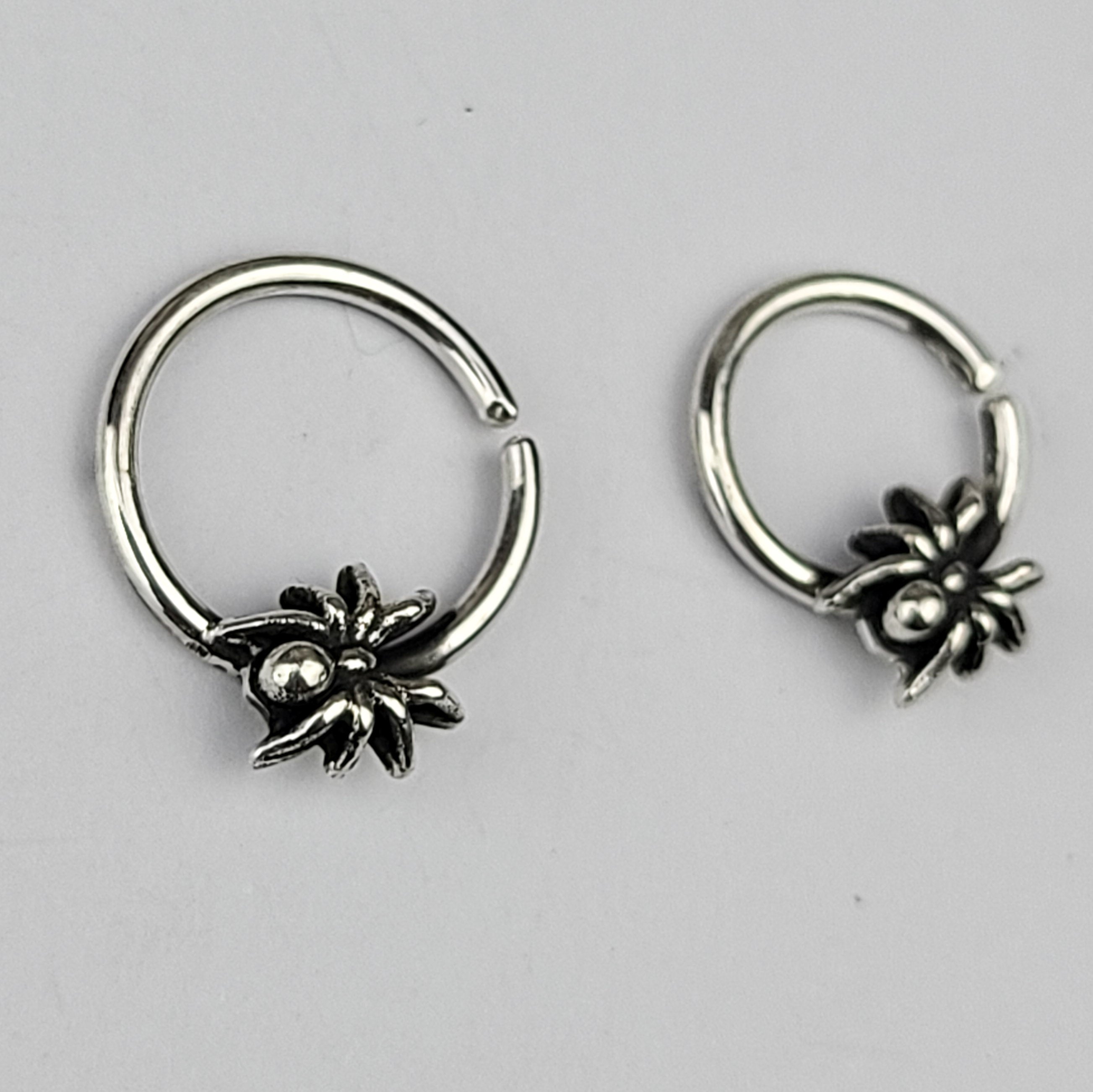 Tiny Spider Septum Piercing - Inchoo Bijoux