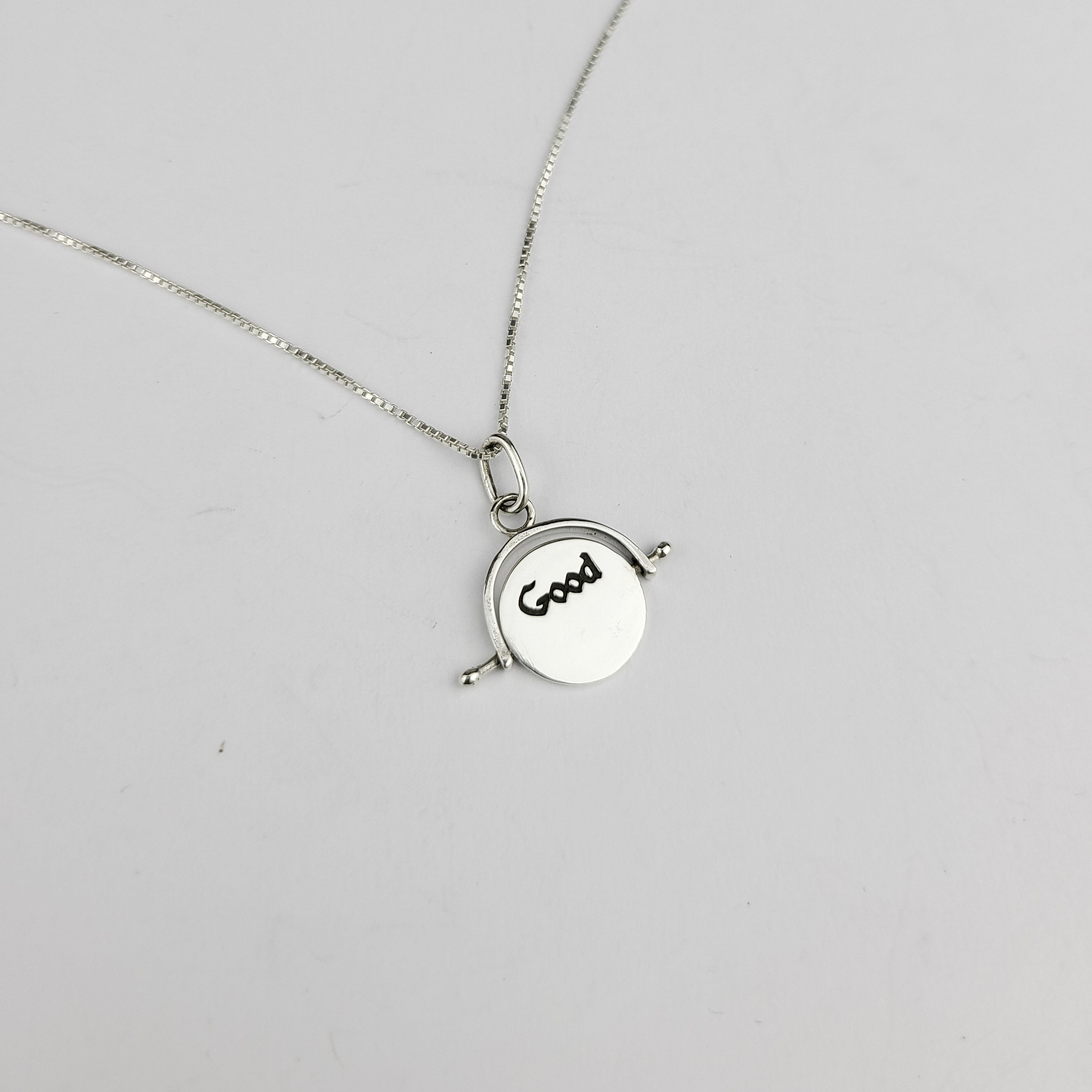 Good Luck Spinning Charm - Inchoo Bijoux