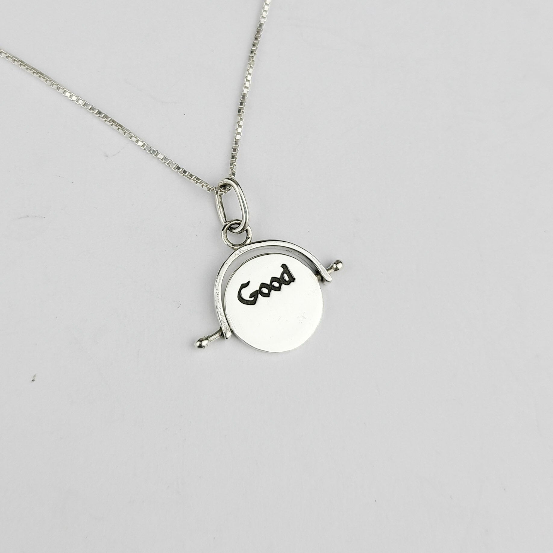 Good Luck Spinning Charm - Inchoo Bijoux