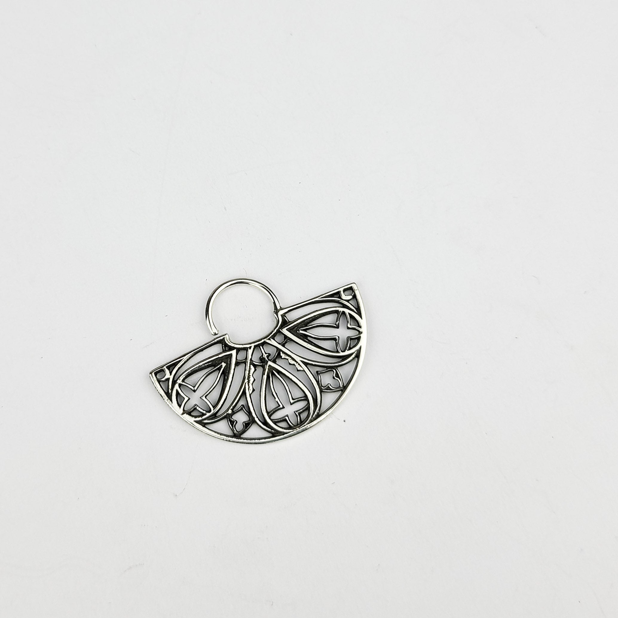 Sinner Septum, Oversized Fan Septum