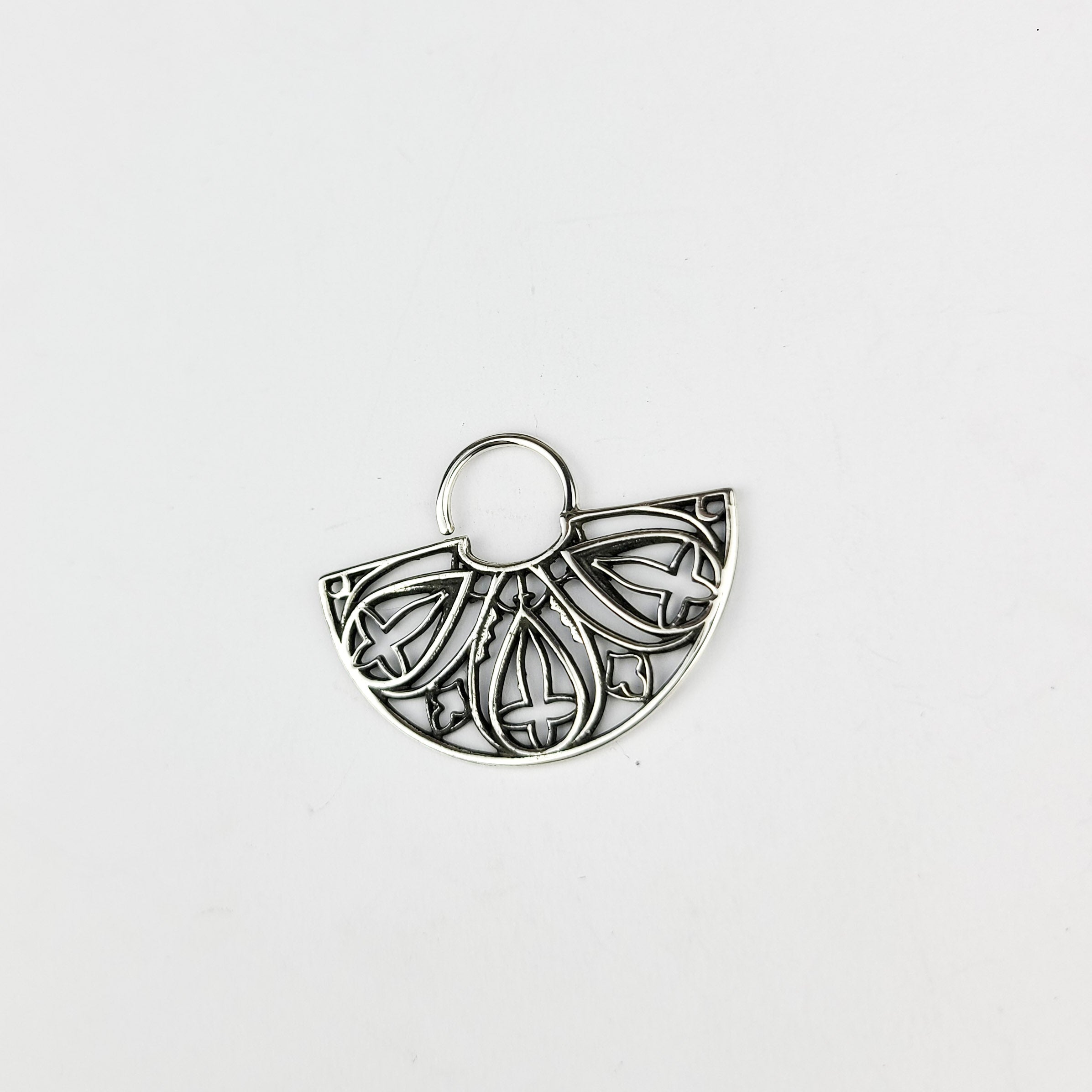 Sinner Septum, Oversized Fan Septum