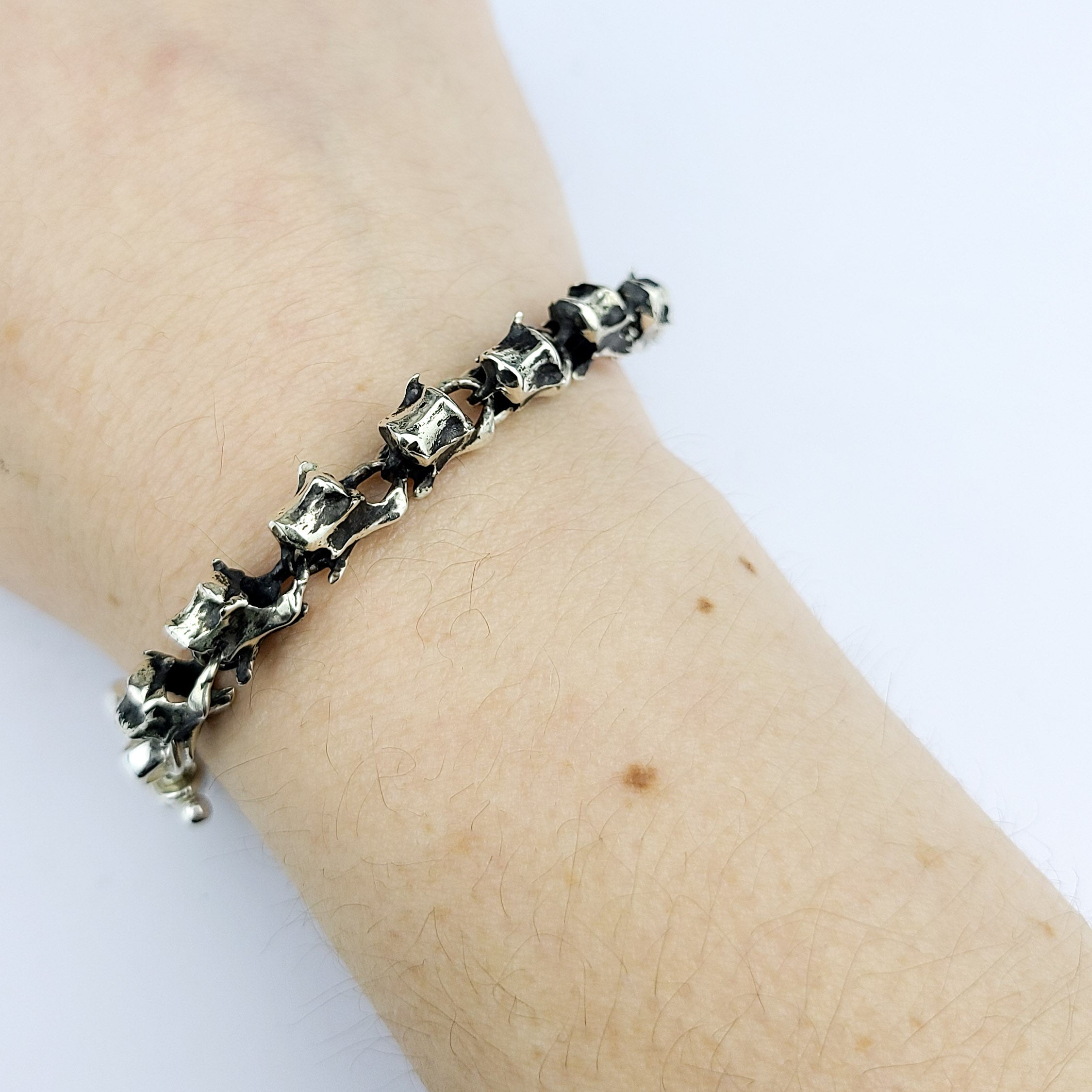 Thin Vertebra Bracelet, Bone Jewelry - Inchoo Bijoux