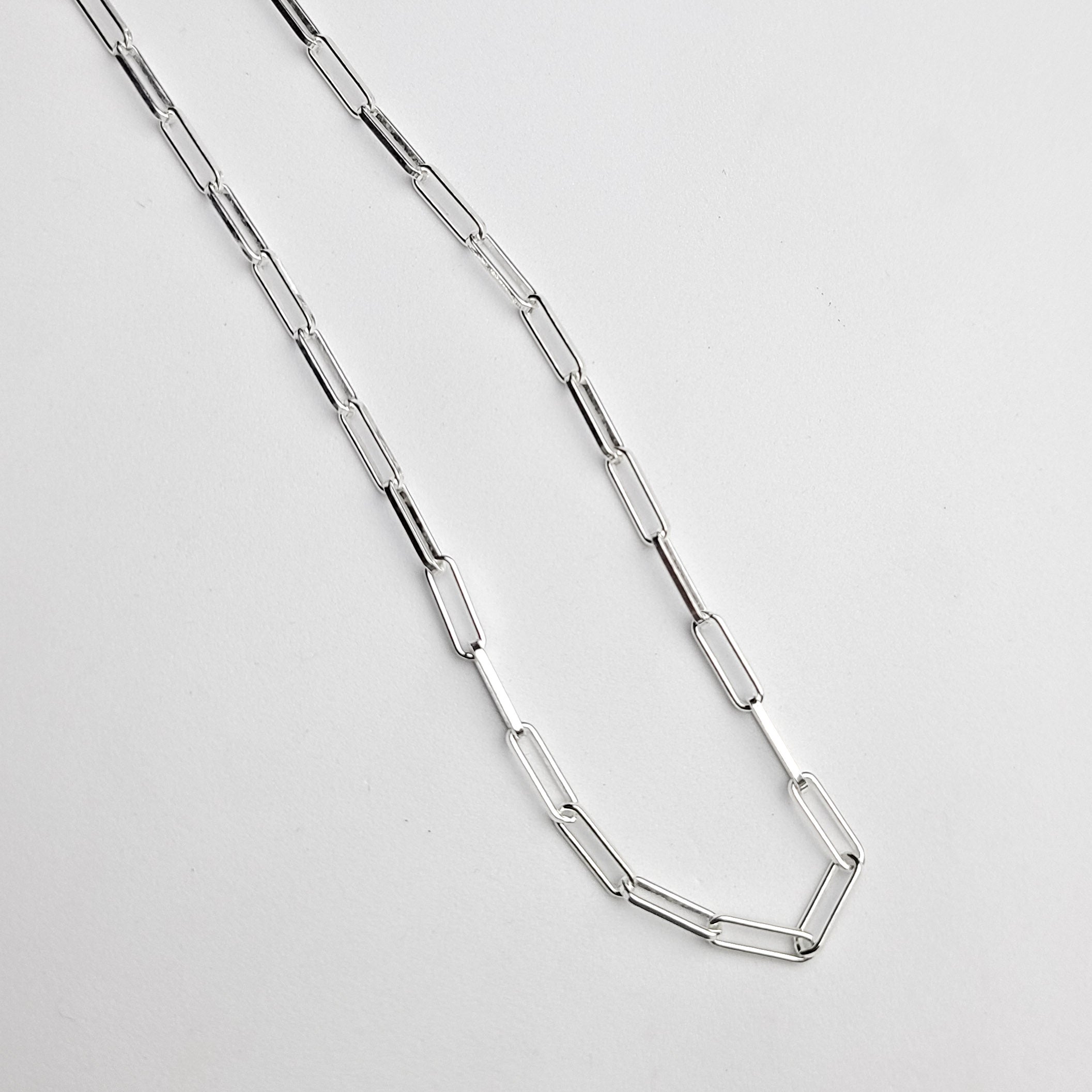 Thin Paper Clip Chain - Inchoo Bijoux