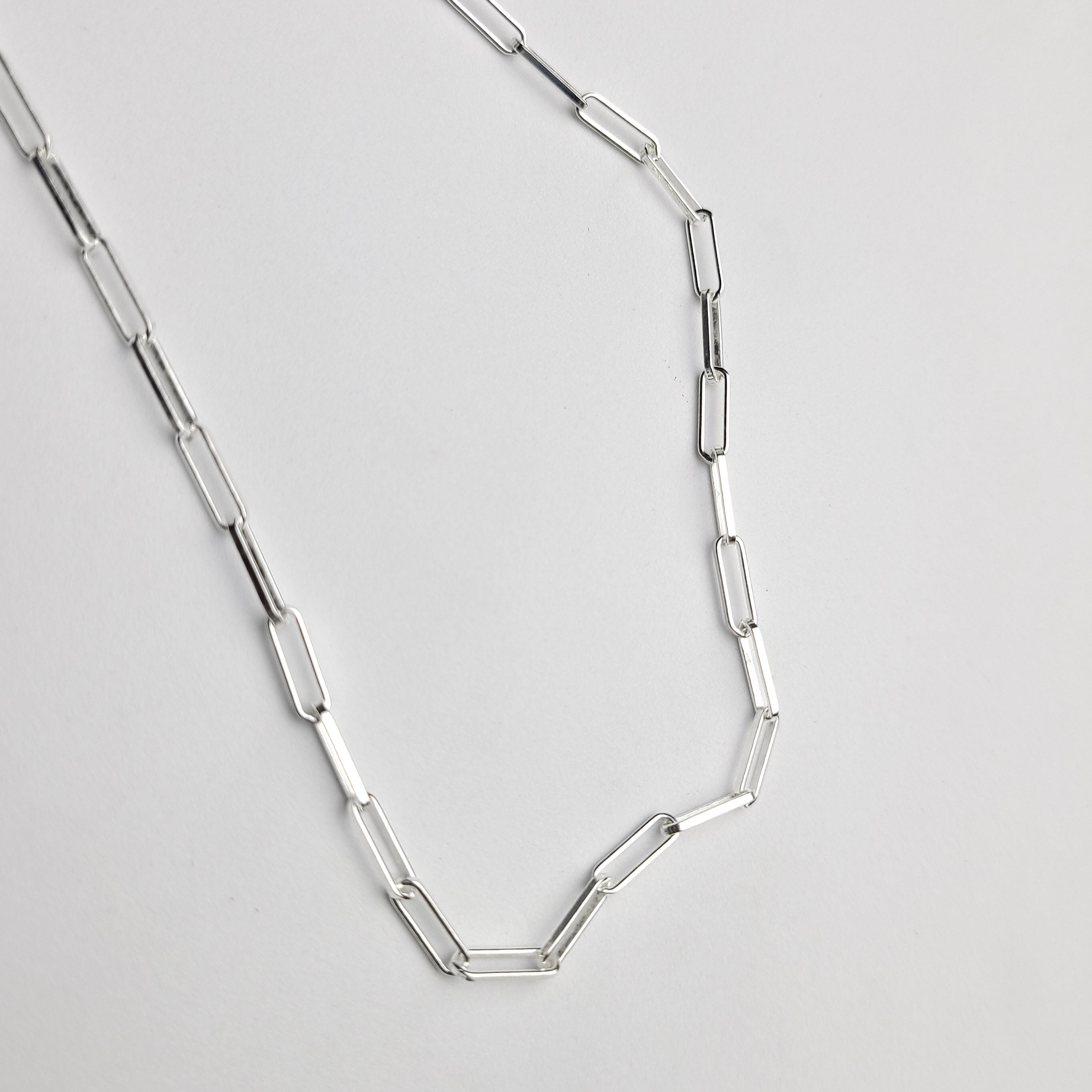 Thin Paper Clip Chain - Inchoo Bijoux