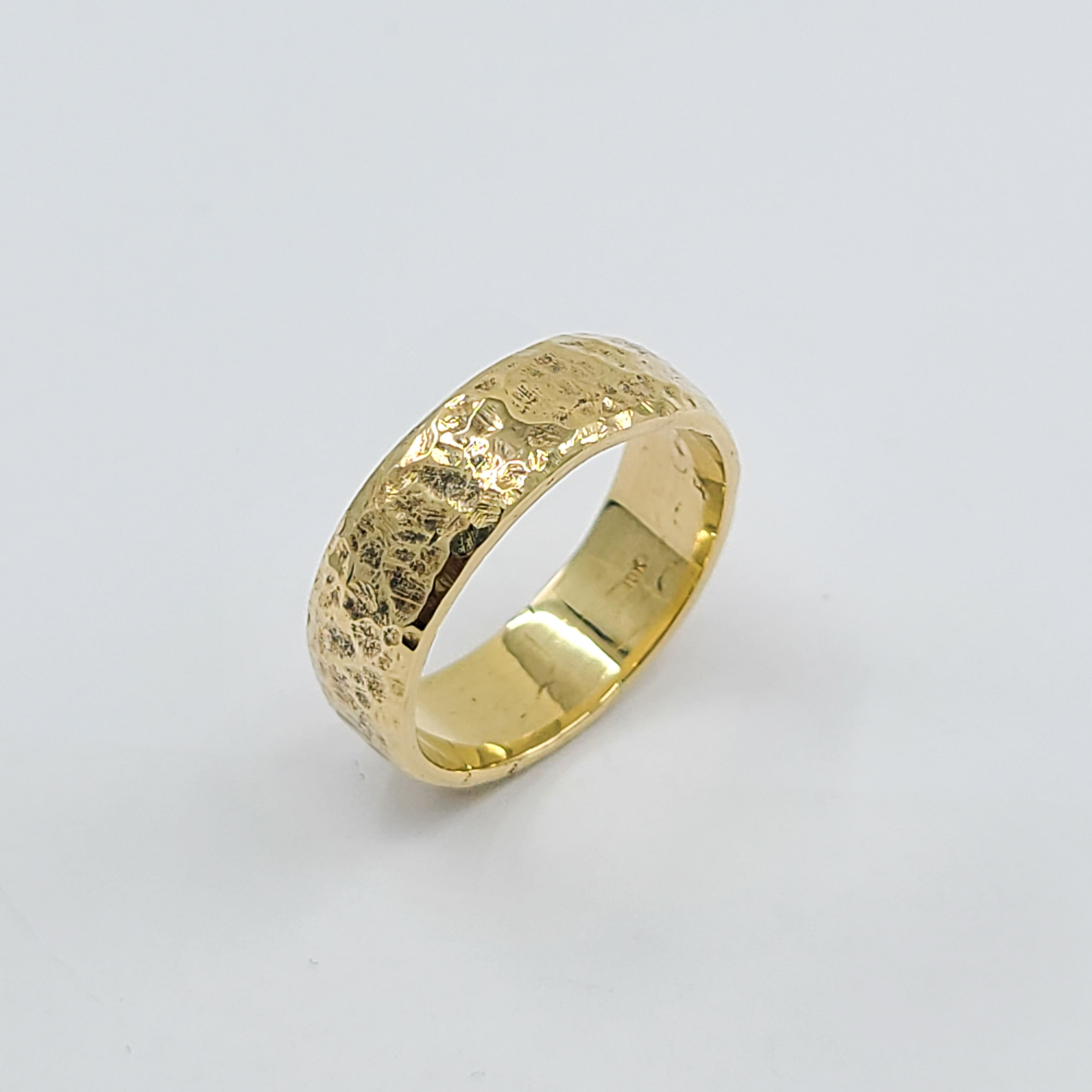 Hammered Rustic Solid Gold Wide Wedding Band - Unisex - 10K 14K