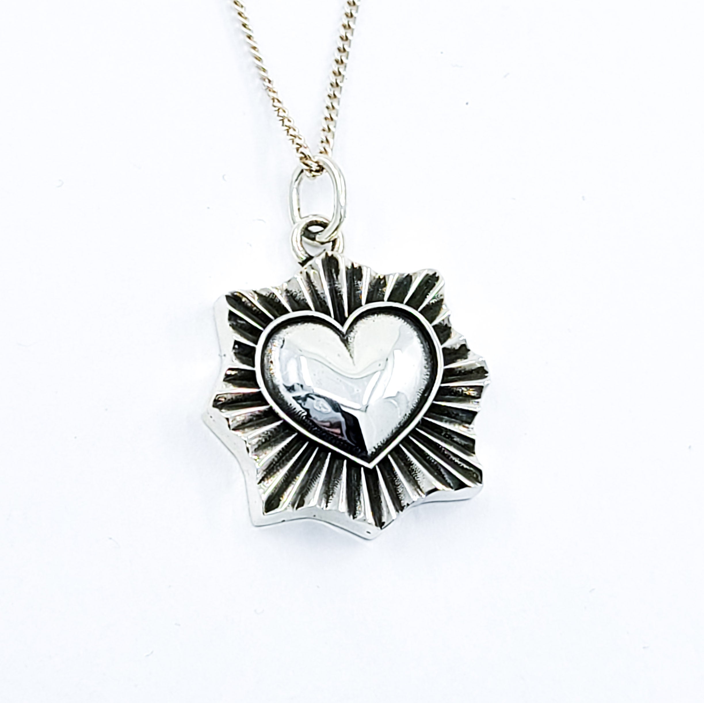 Sacred Heart Urn Pendant
