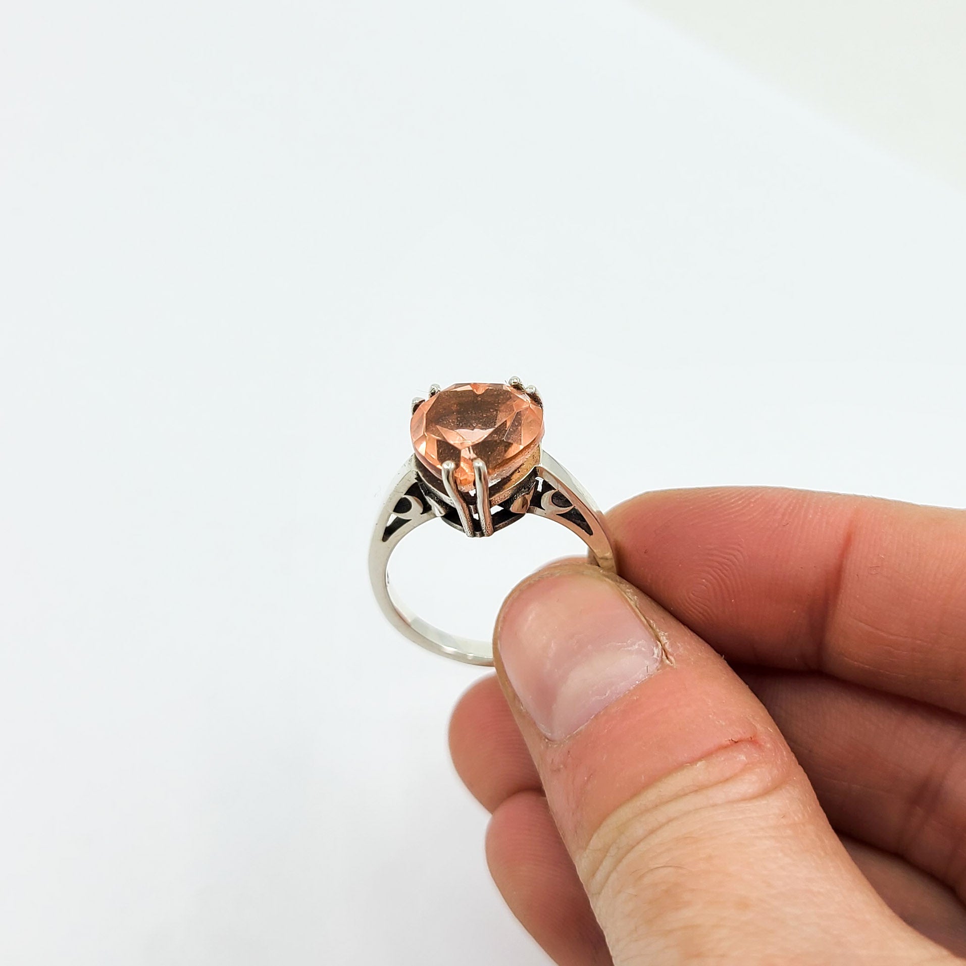 Pink Strawberry Quartz Heart Ring / Morganite Quartz