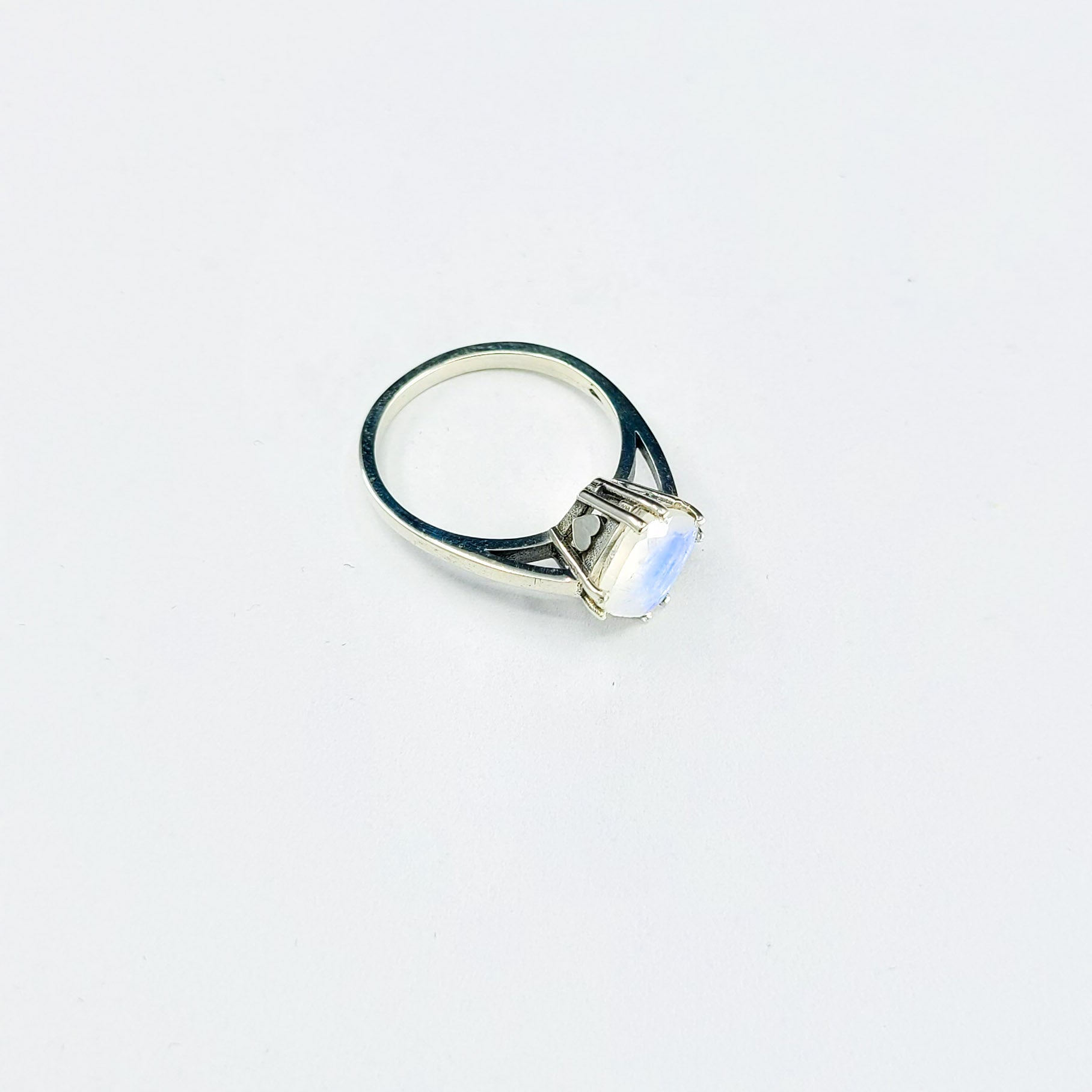 Big Rainbow Moonstone Ring