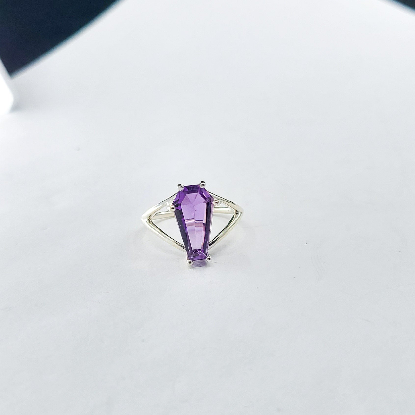 Big Purple Amethyst Coffin Ring - Inchoo Bijoux