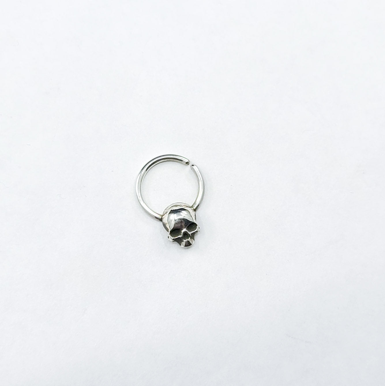 Cute Skull Septum Piercing