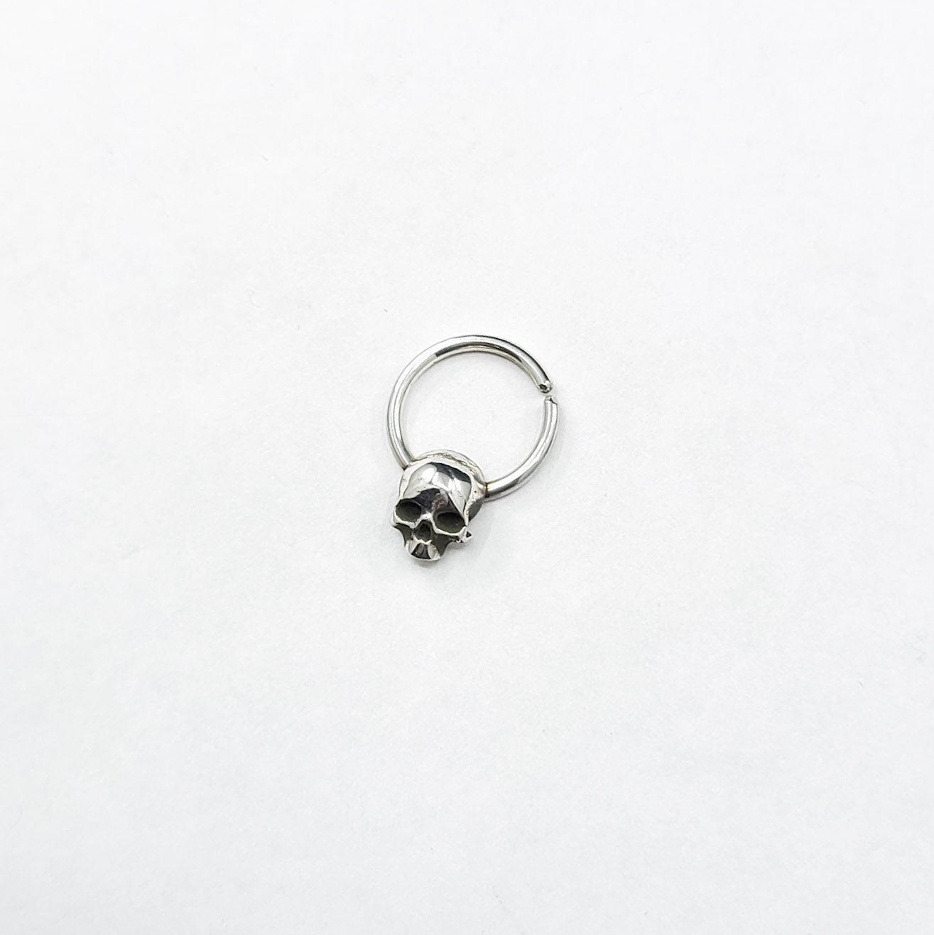 Cute Skull Septum Piercing