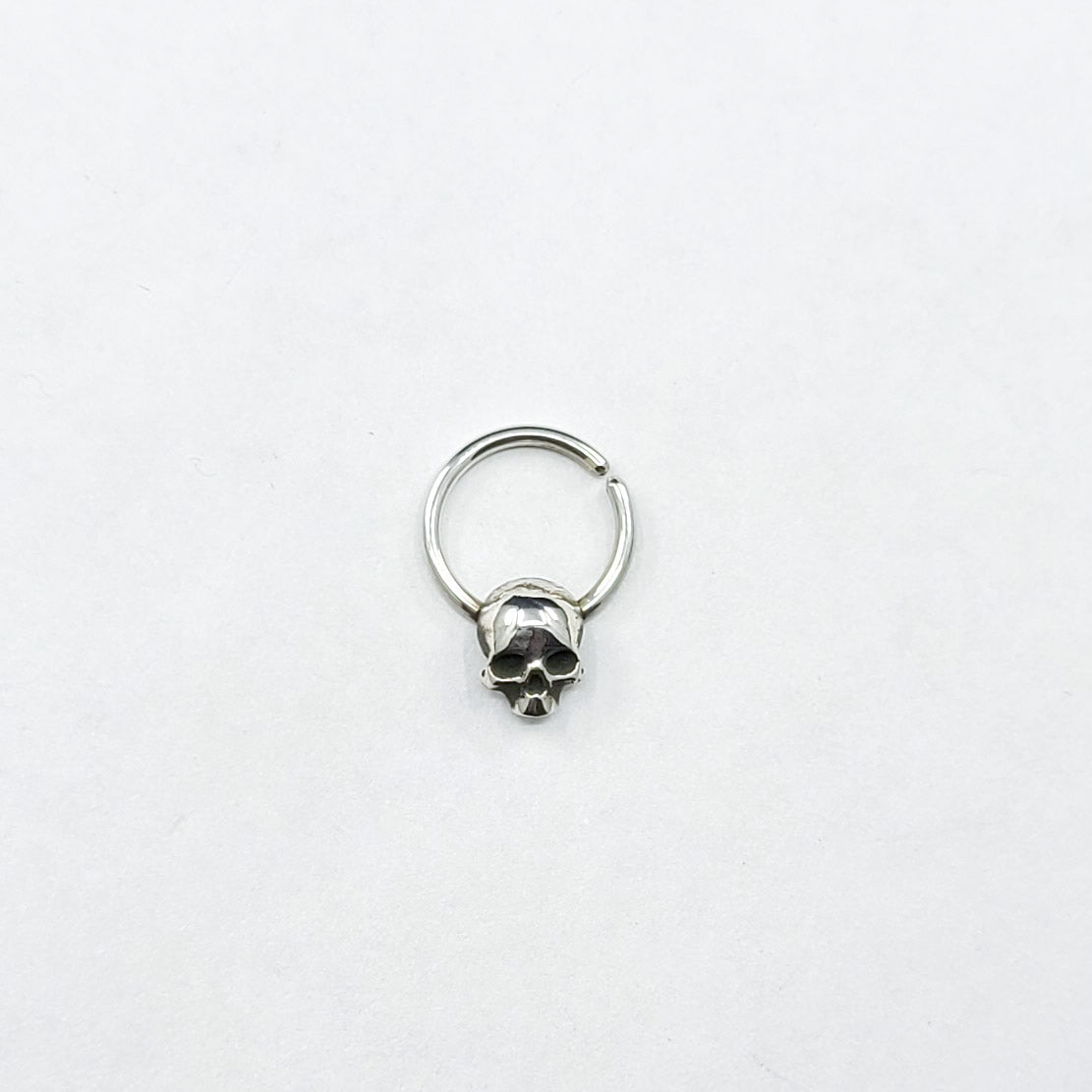 Cute Skull Septum Piercing