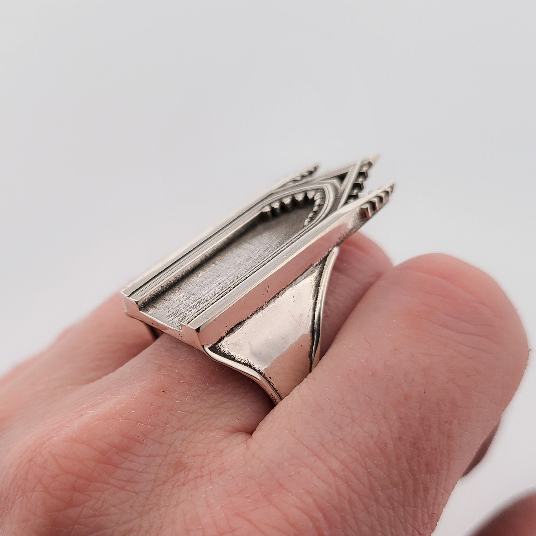 Gothic Church Ring - Cathedral