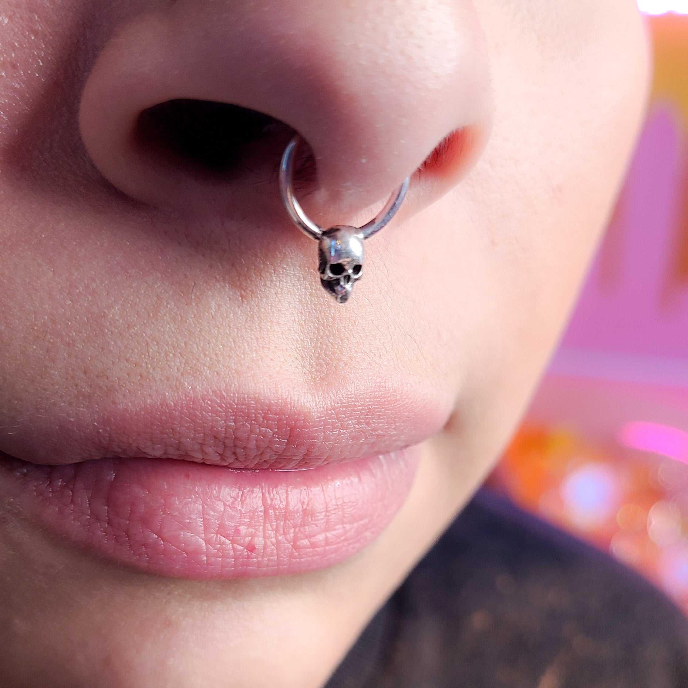 Minimal Skull Septum Ring - Inchoo Bijoux
