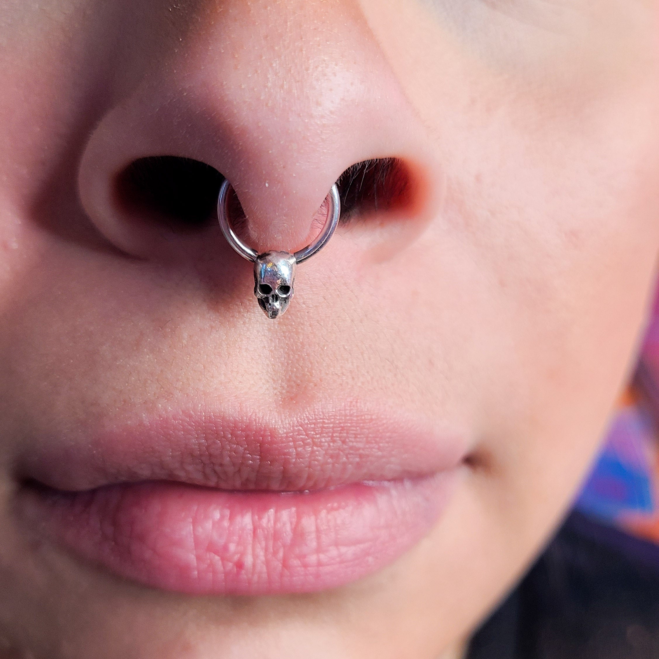 Minimal Skull Septum Ring - Inchoo Bijoux