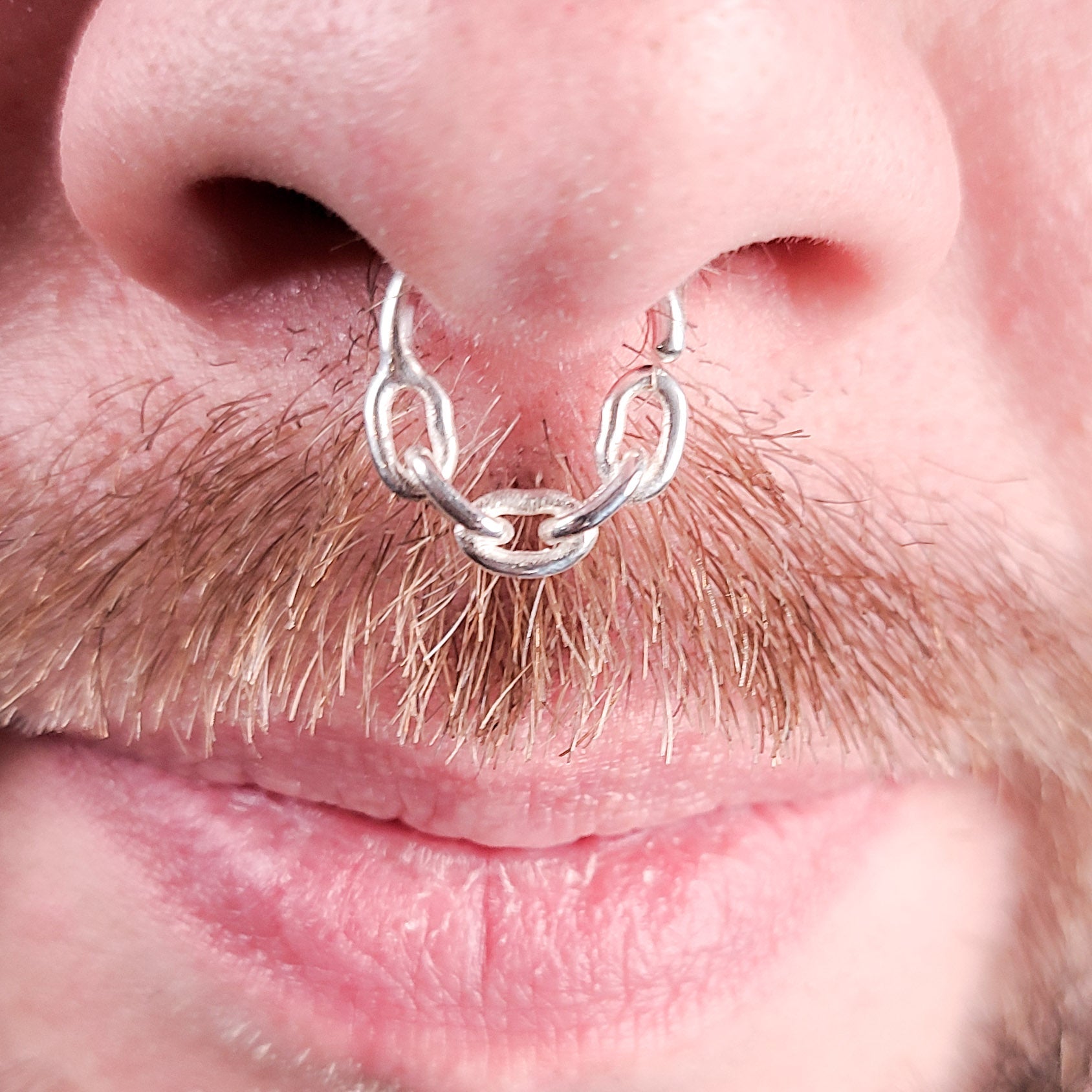 Bold Chain Septum