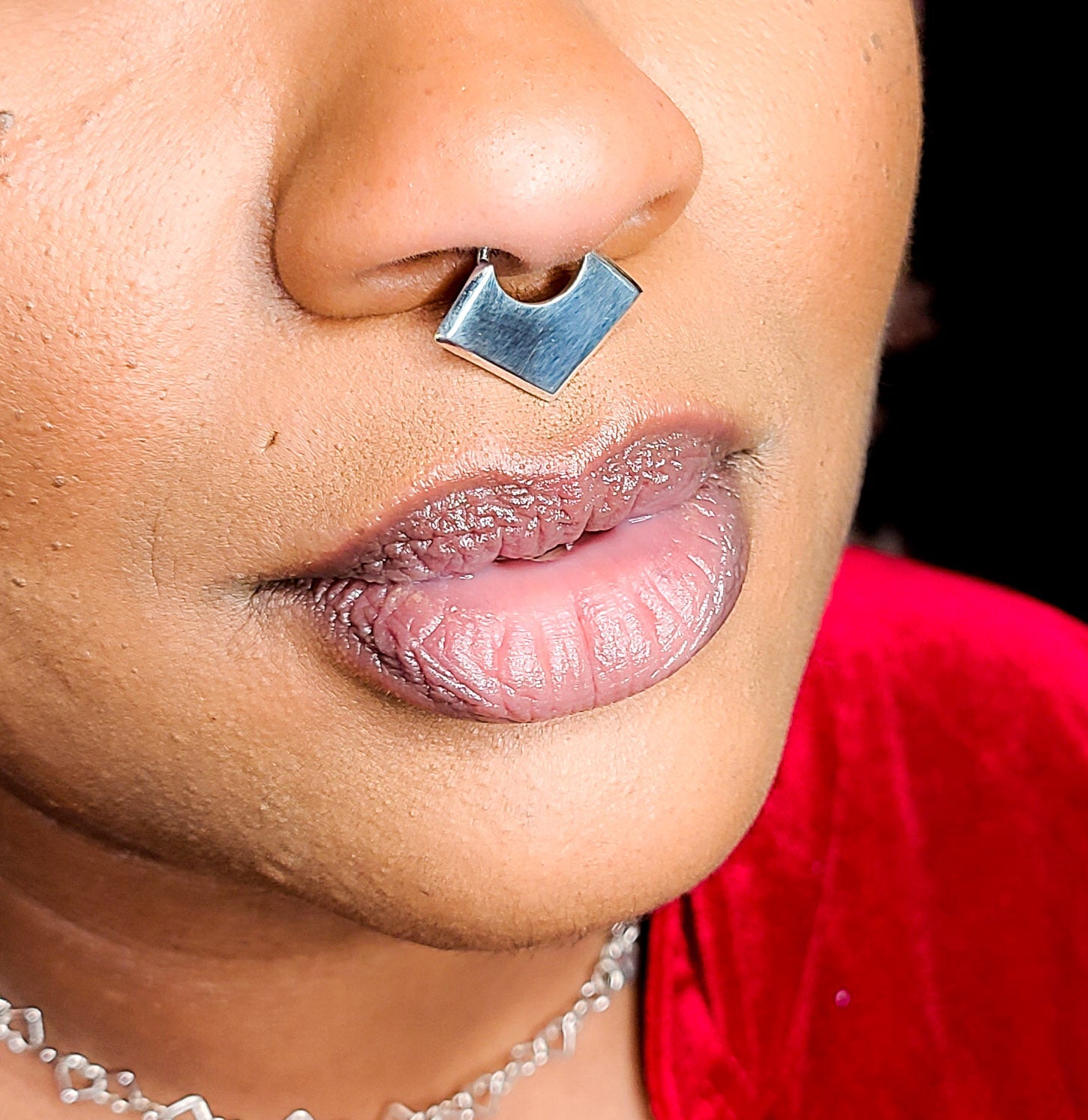 Oversized Blade Shield Septum Piercing