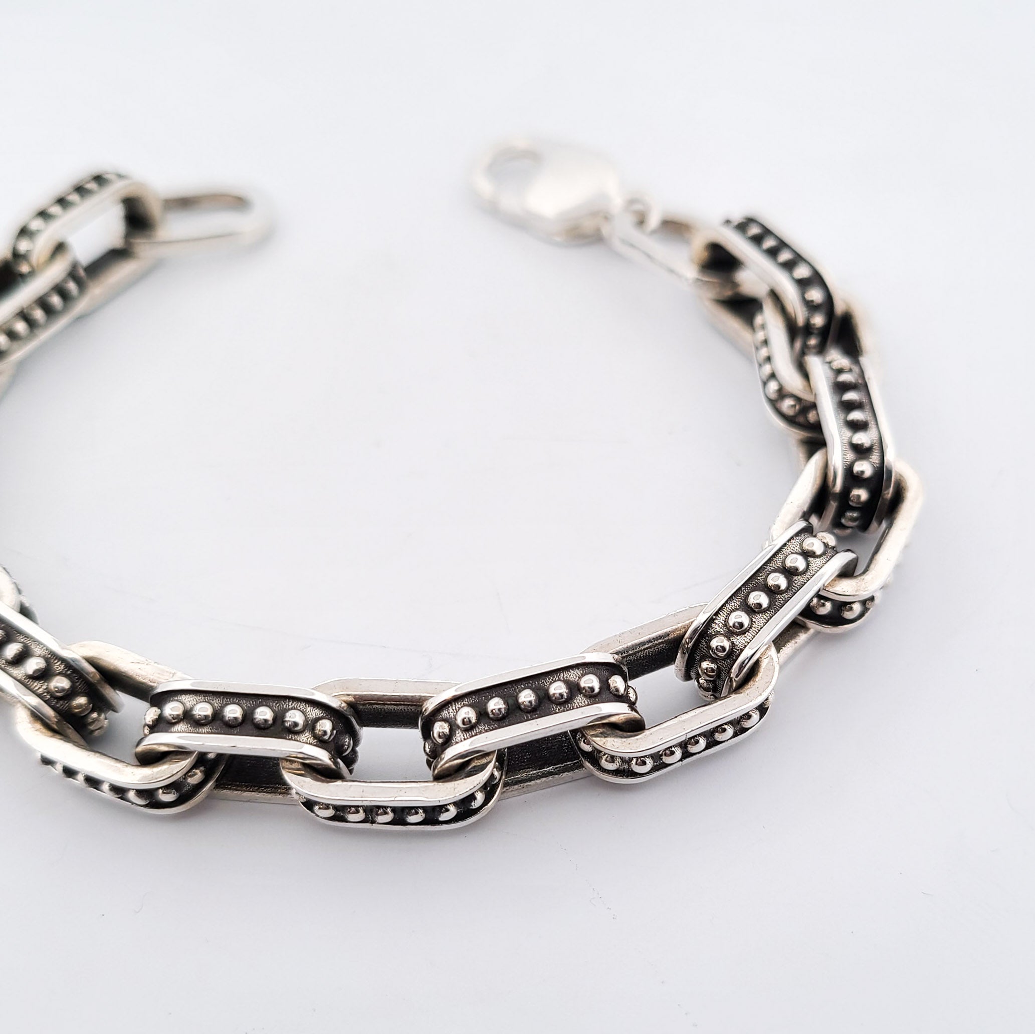 Dotted Cable Link Massive Bracelet