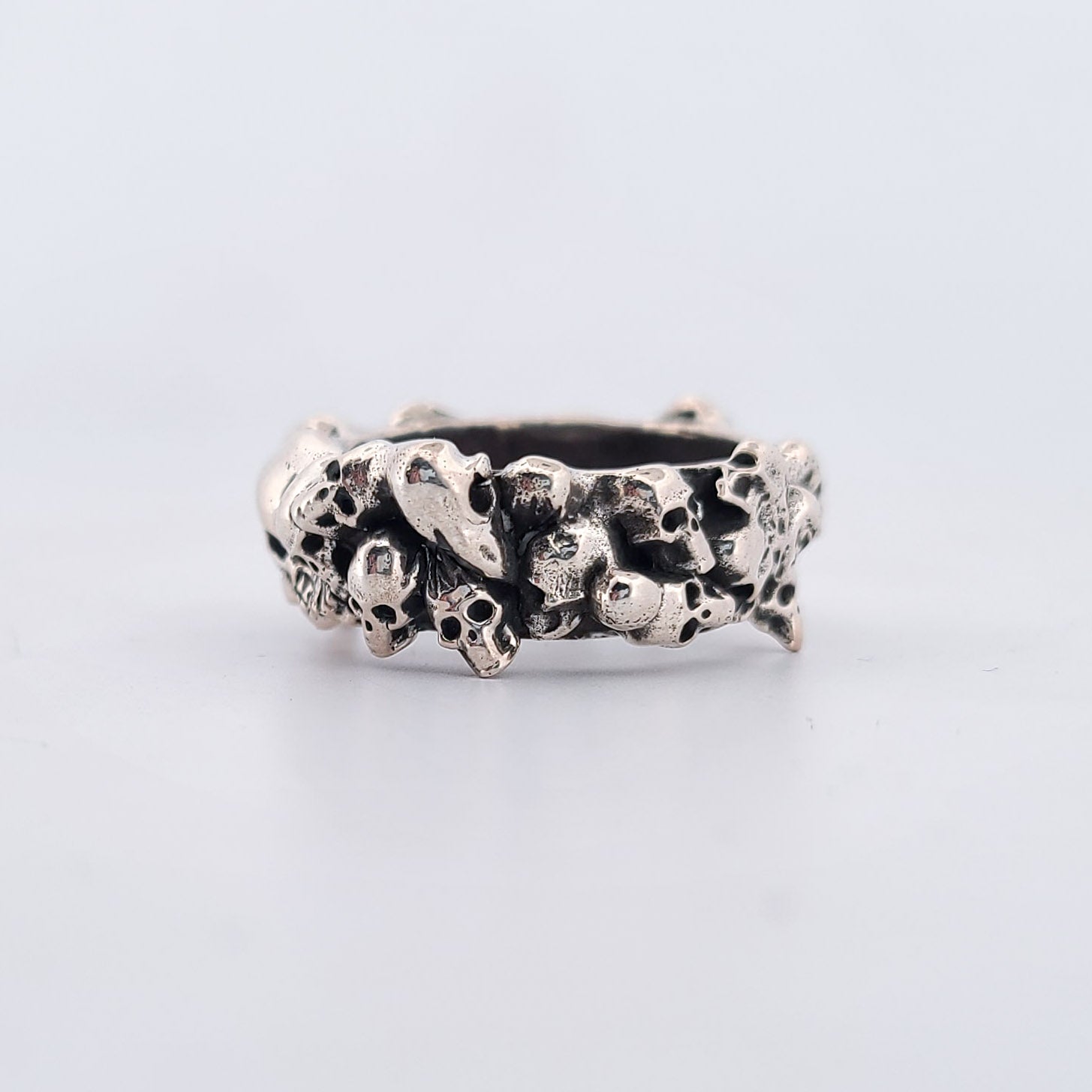 Big Catacombes Ring Band