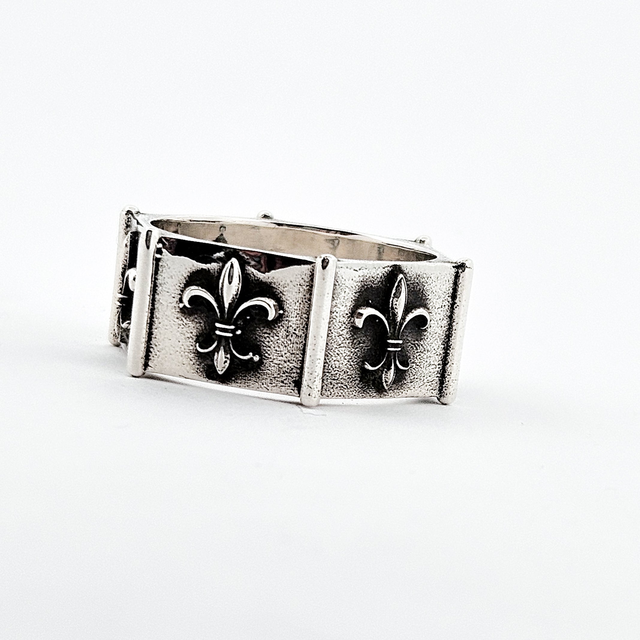 Sterling Silver Fleur de Lys Ring Band