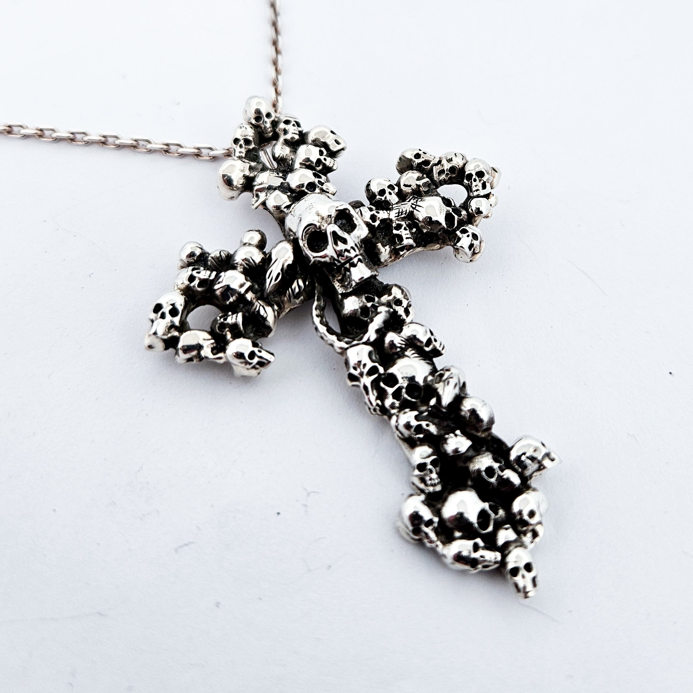 Catacombs Heavy Skull Cross Pendant