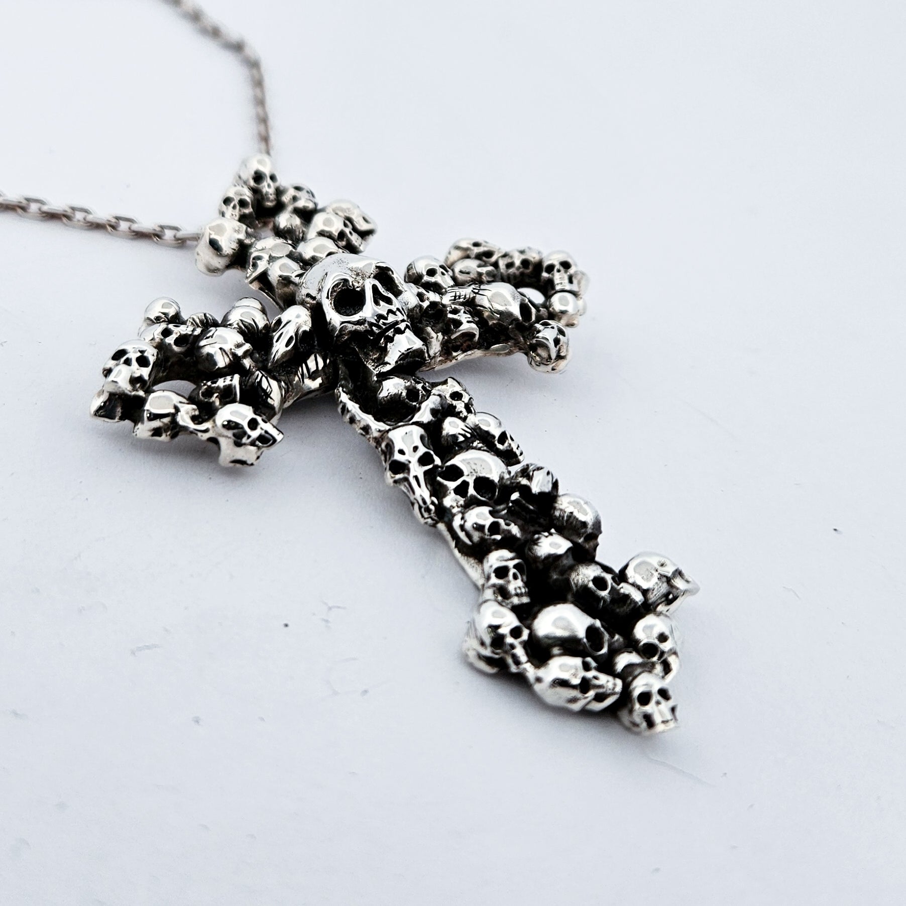 Catacombs Heavy Skull Cross Pendant