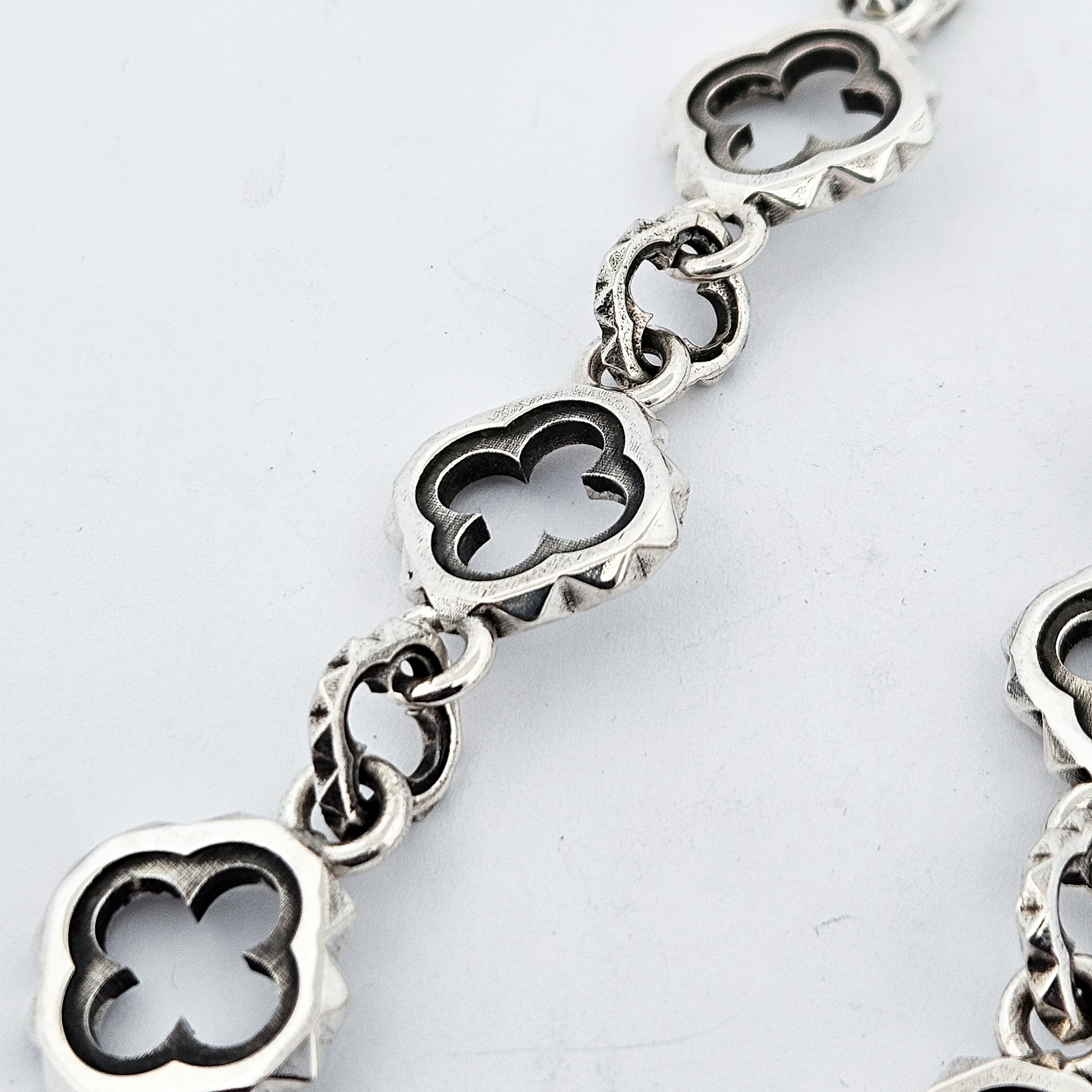 Quatre foils Dangling Silver Earrings