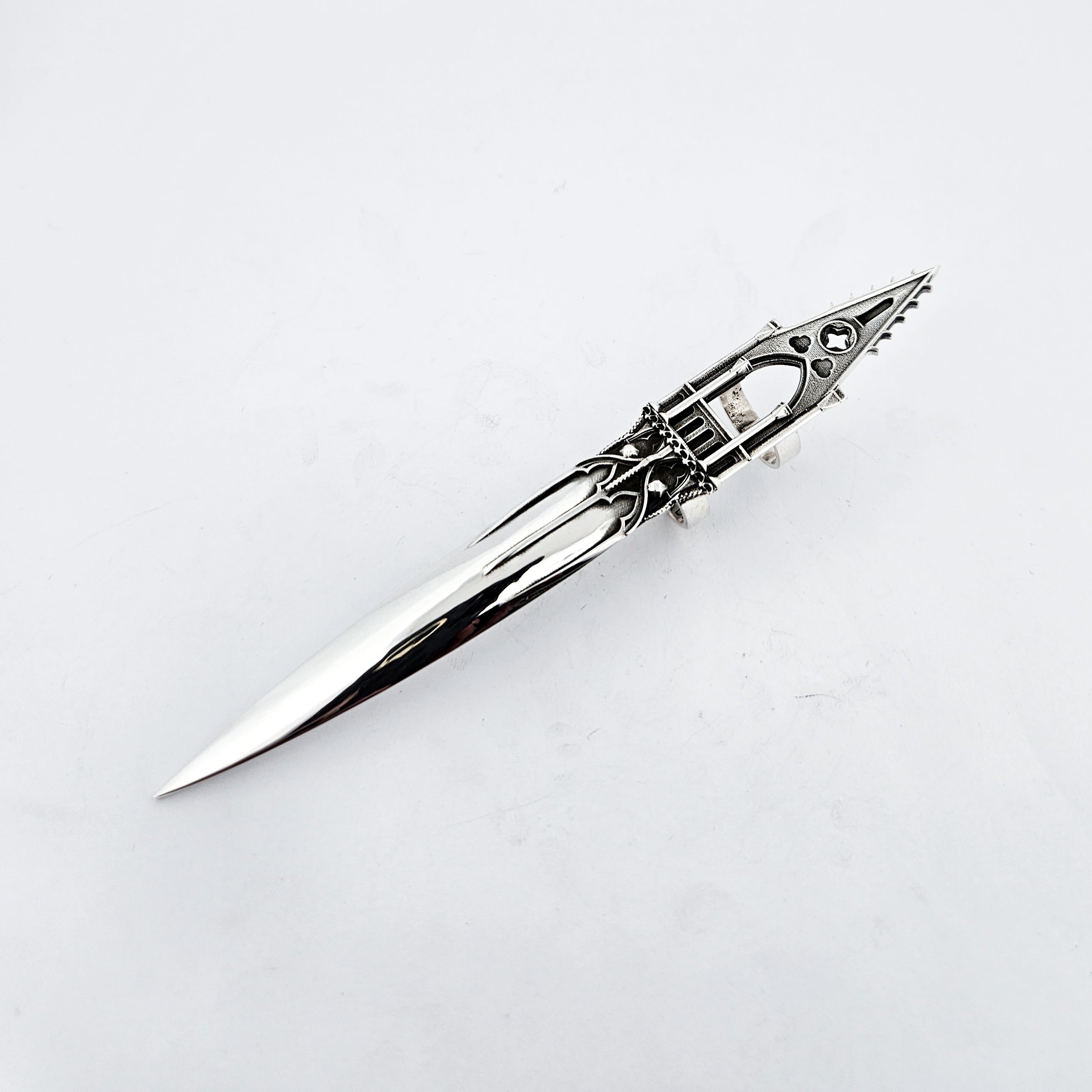 Cathedral Oversized Claw - Fake Nail Ring