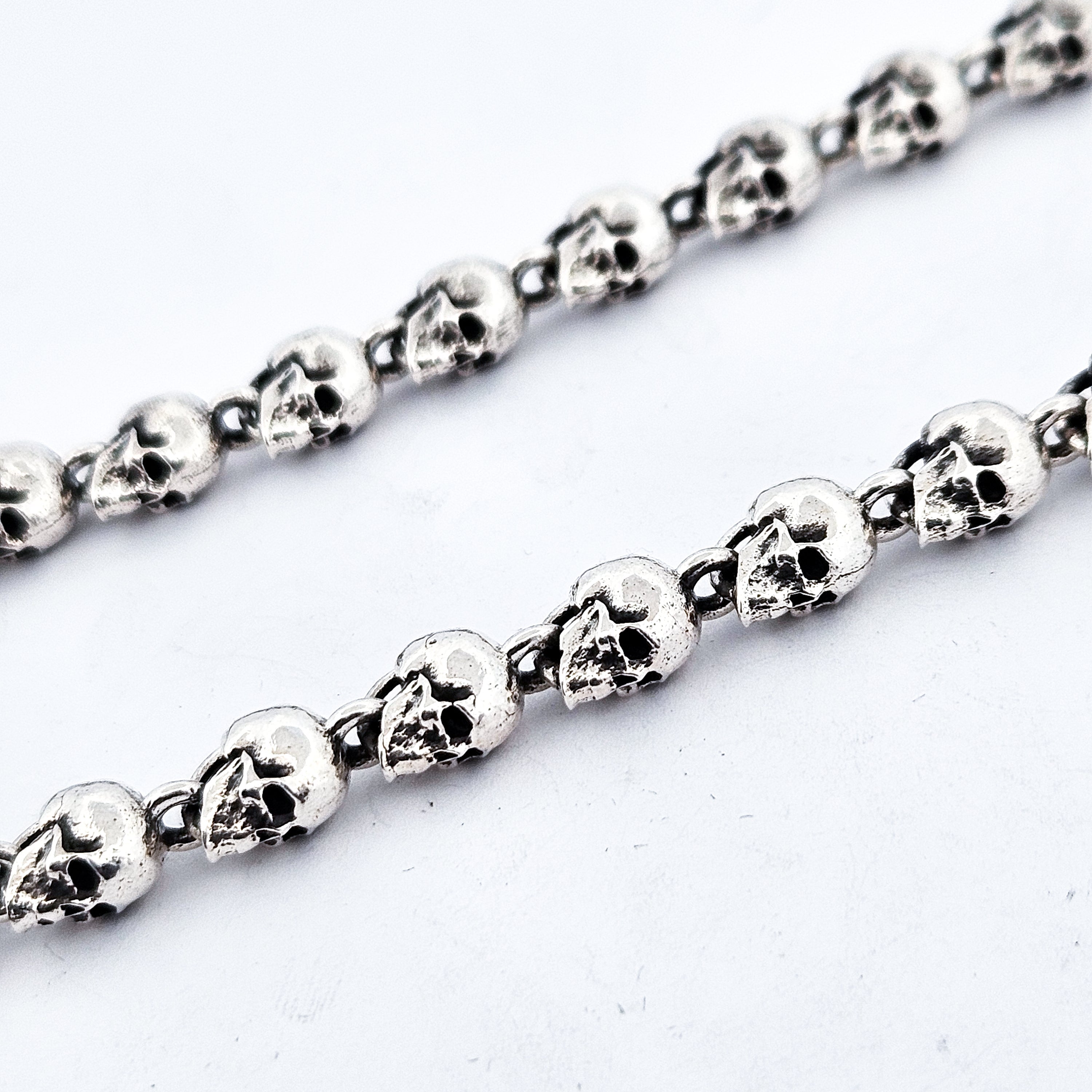 Small Sterling Silver Skull Bracelet - Inchoo Bijoux