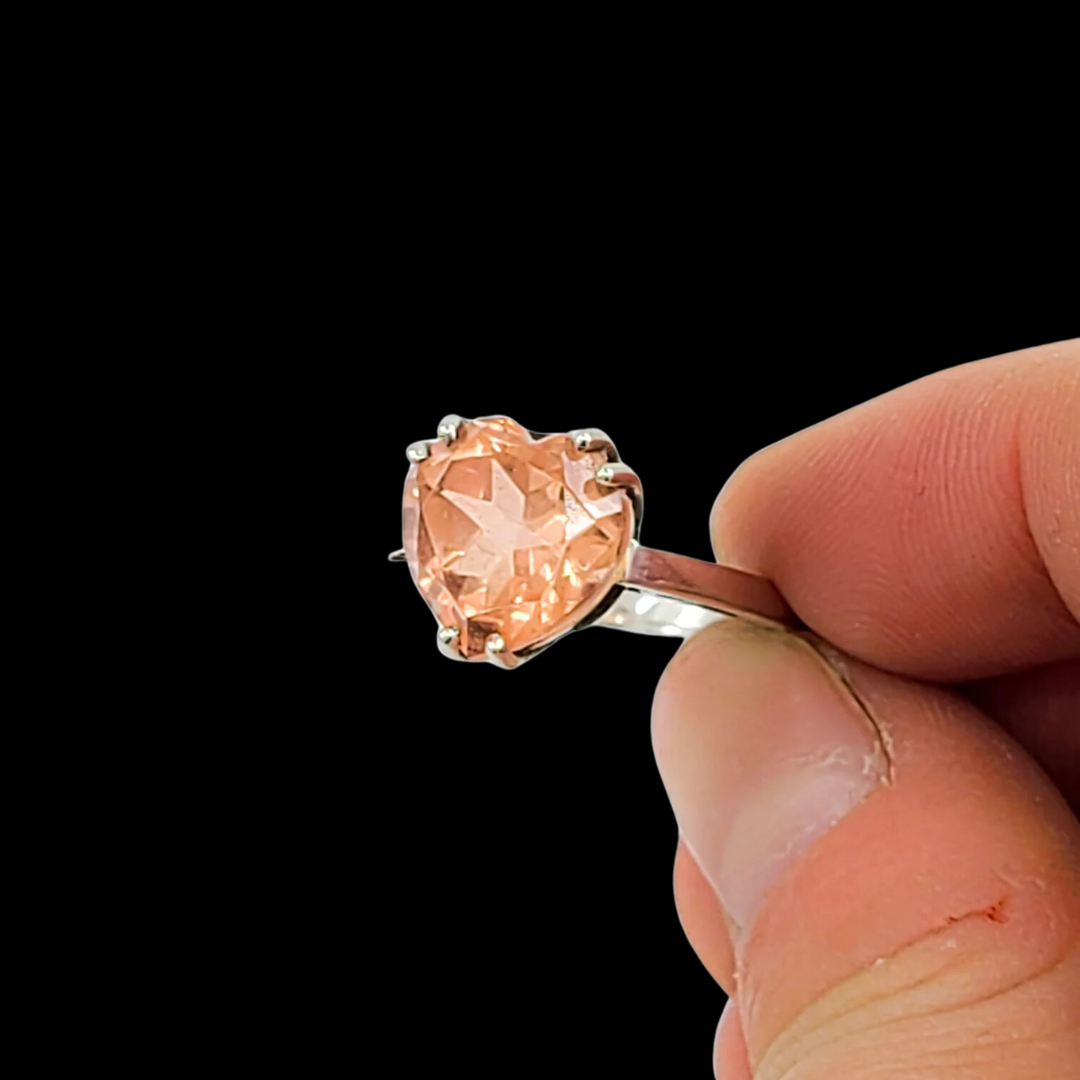 Pink Strawberry Quartz Heart Ring / Morganite Quartz