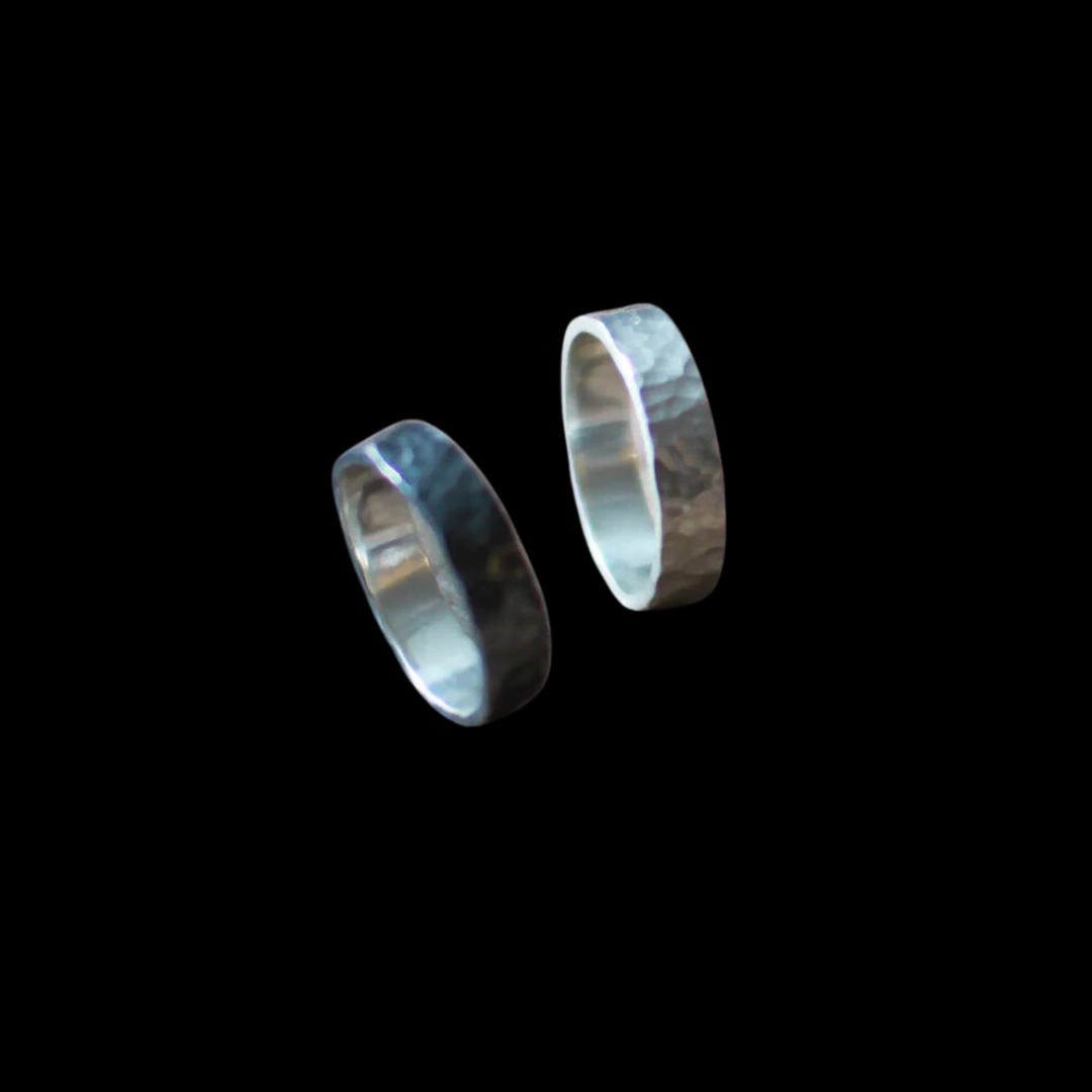 Hammered Textured Silver Mens Wedding Band - Inchoo Bijoux