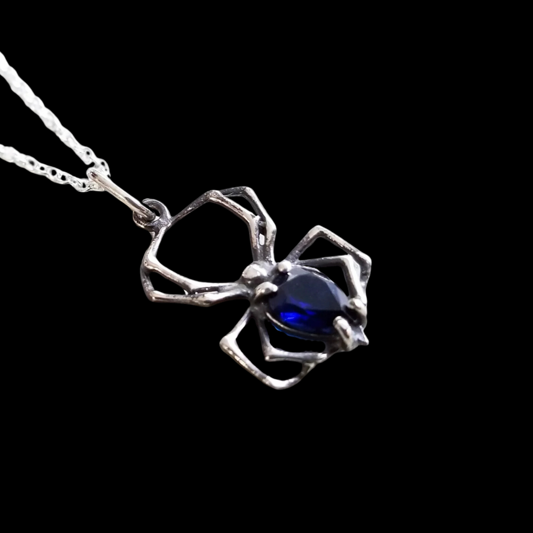 Deep Blue Spider Widow Pendant - Inchoo Bijoux