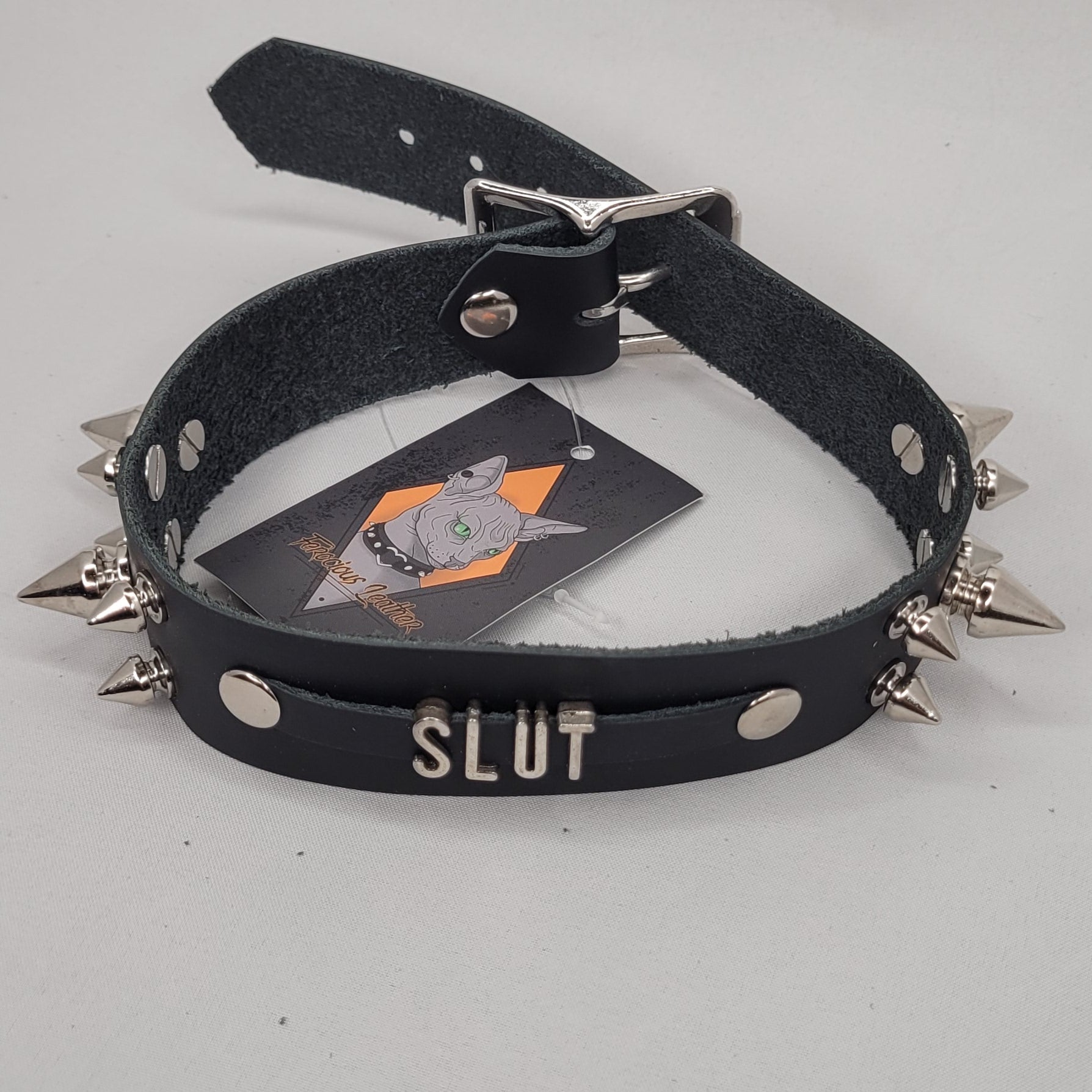 Choker - word w spike - slut - FLCK850  Medium- Thick Slut Spikes MEDIUM