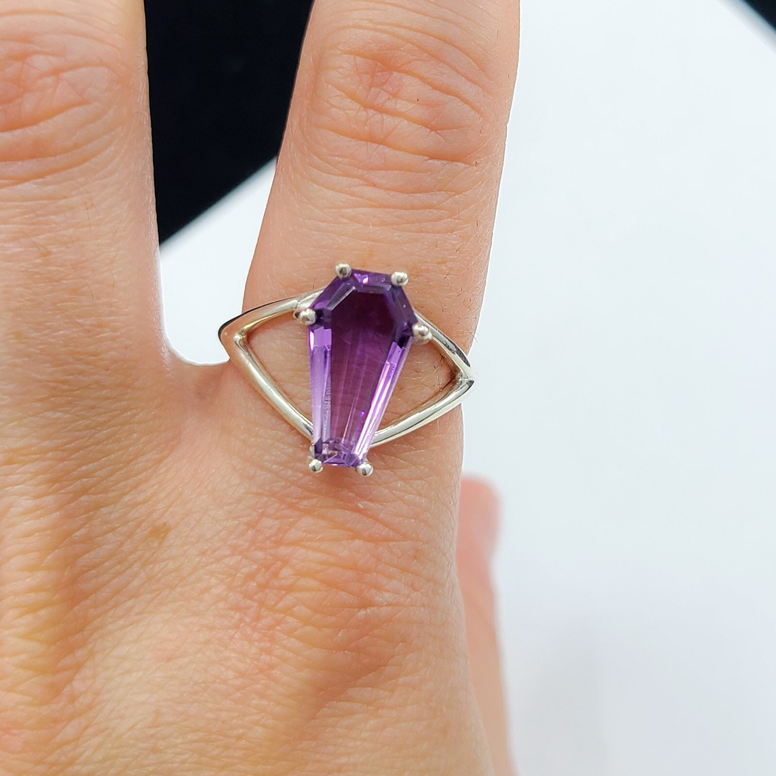 Big Purple Amethyst Coffin Ring - Inchoo Bijoux