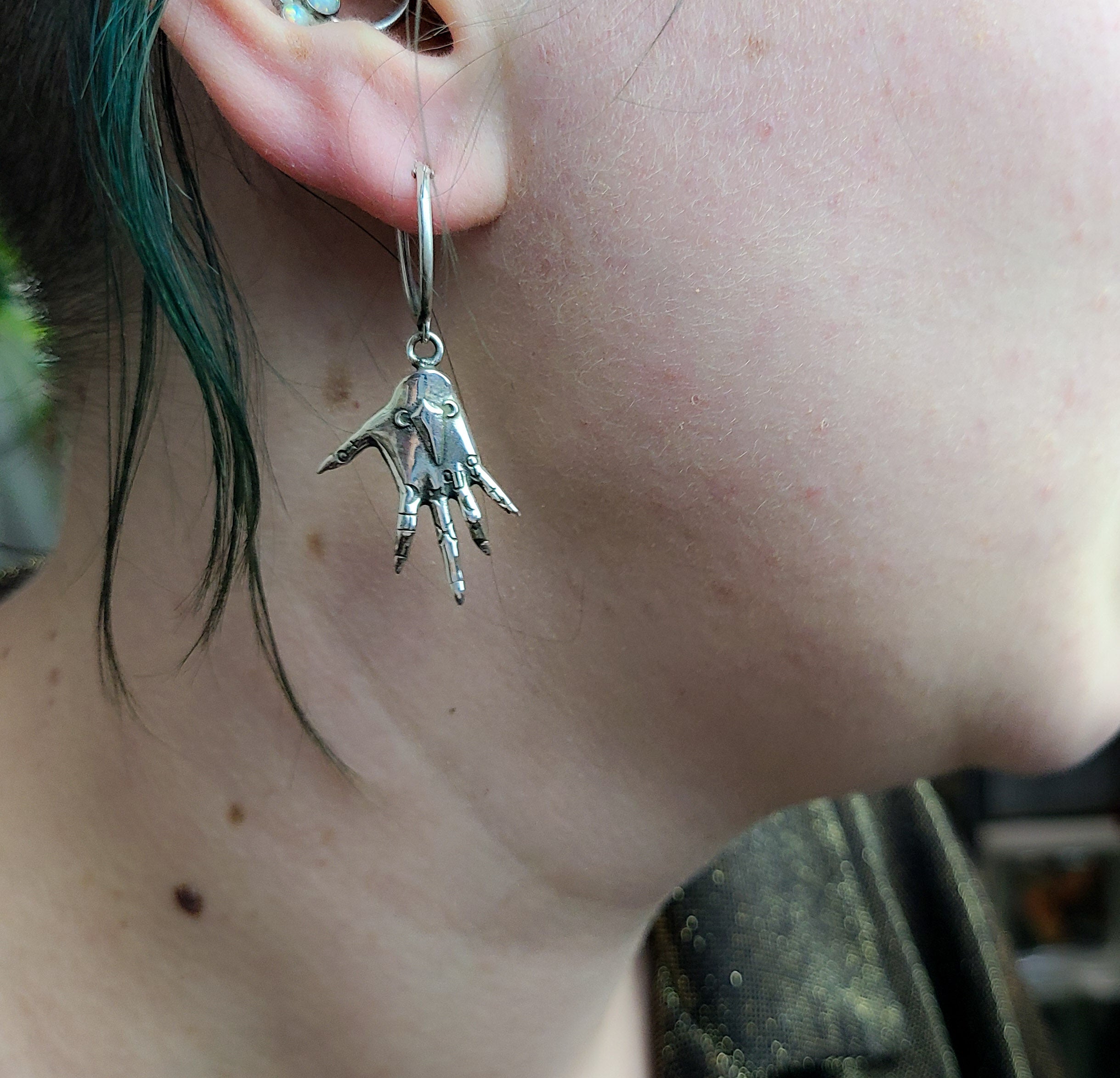 Palmistry Witch Hands Hoop Earrings in Sterling Silver - Inchoo Bijoux