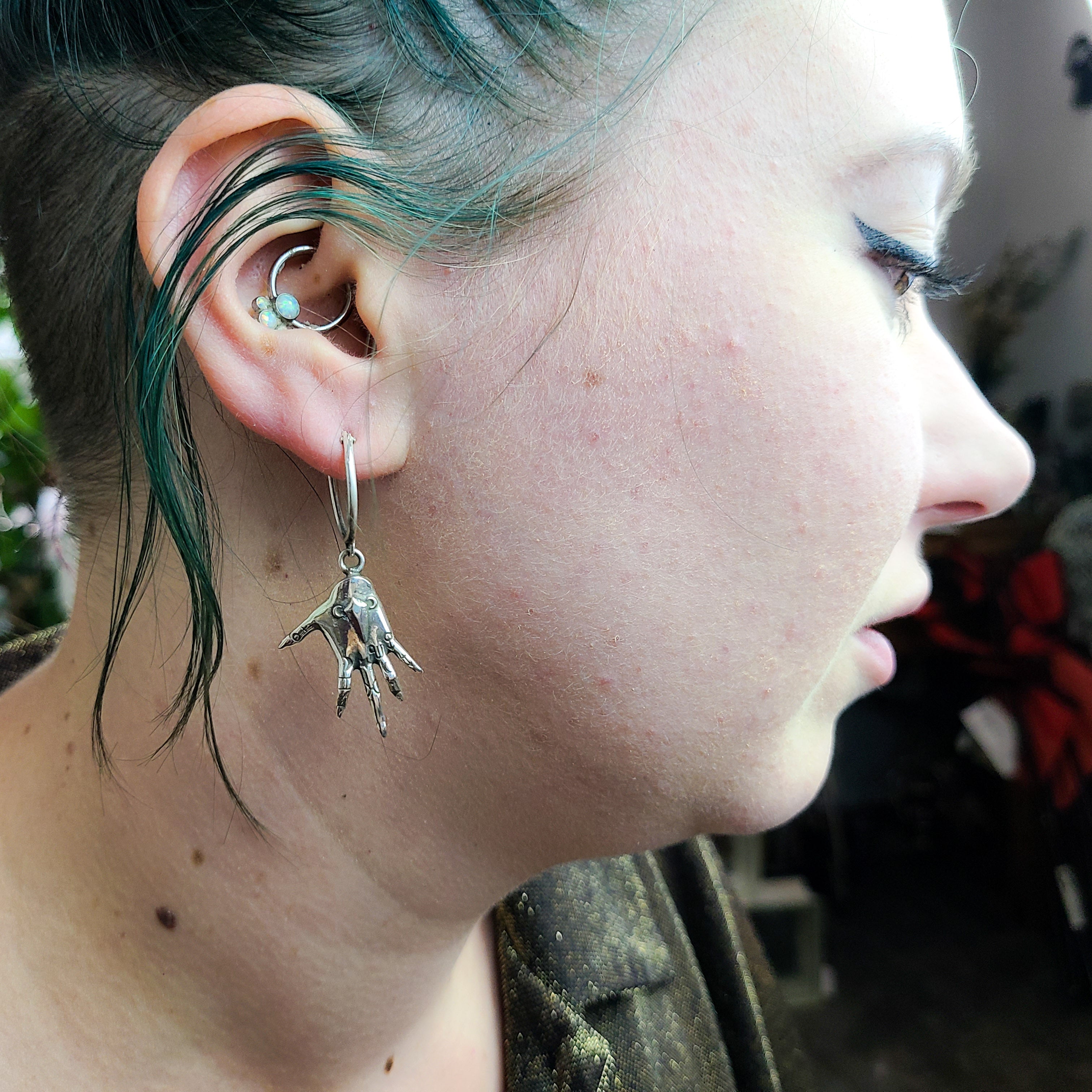 Palmistry Witch Hands Hoop Earrings in Sterling Silver - Inchoo Bijoux