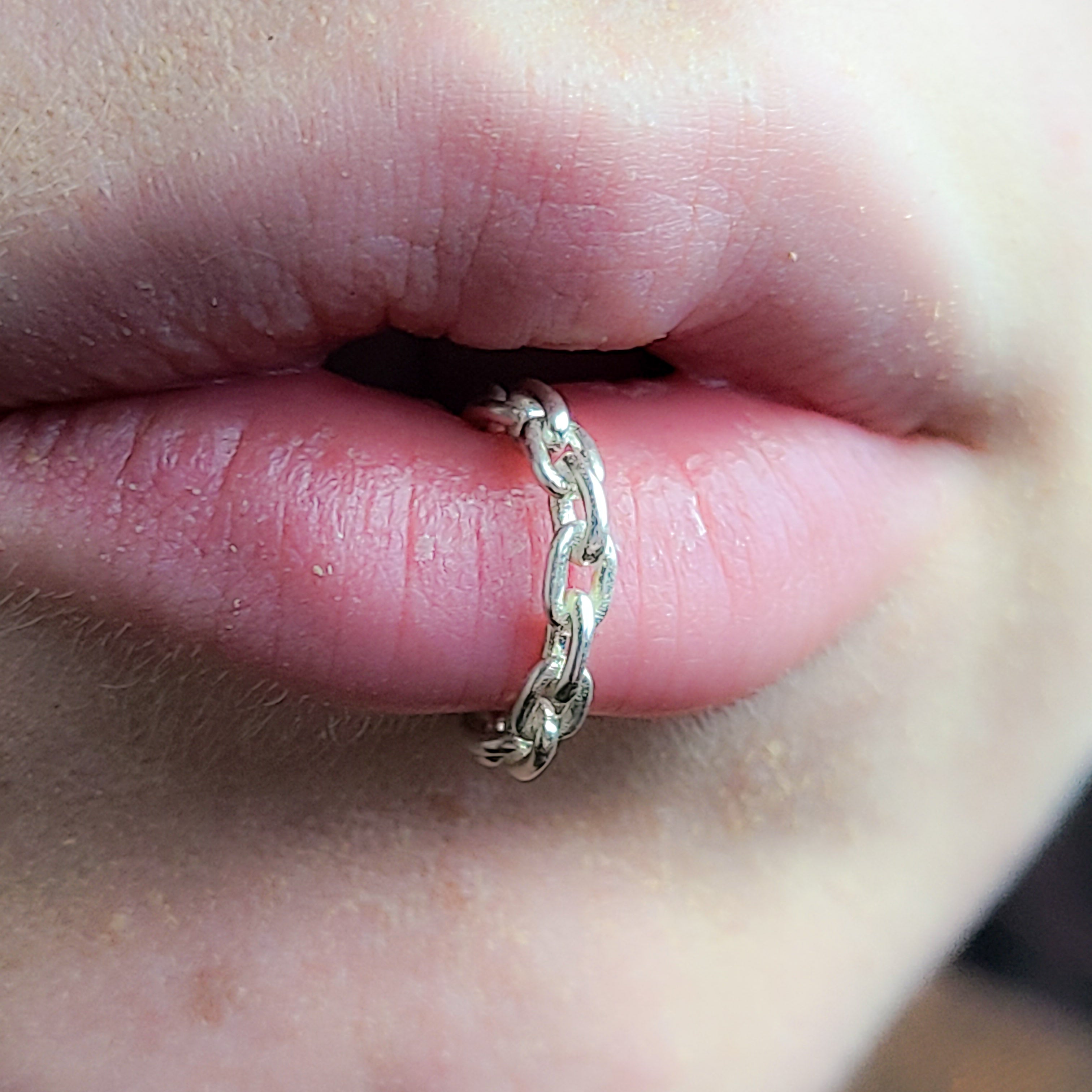 Chain Fake Lip Ring Piercing