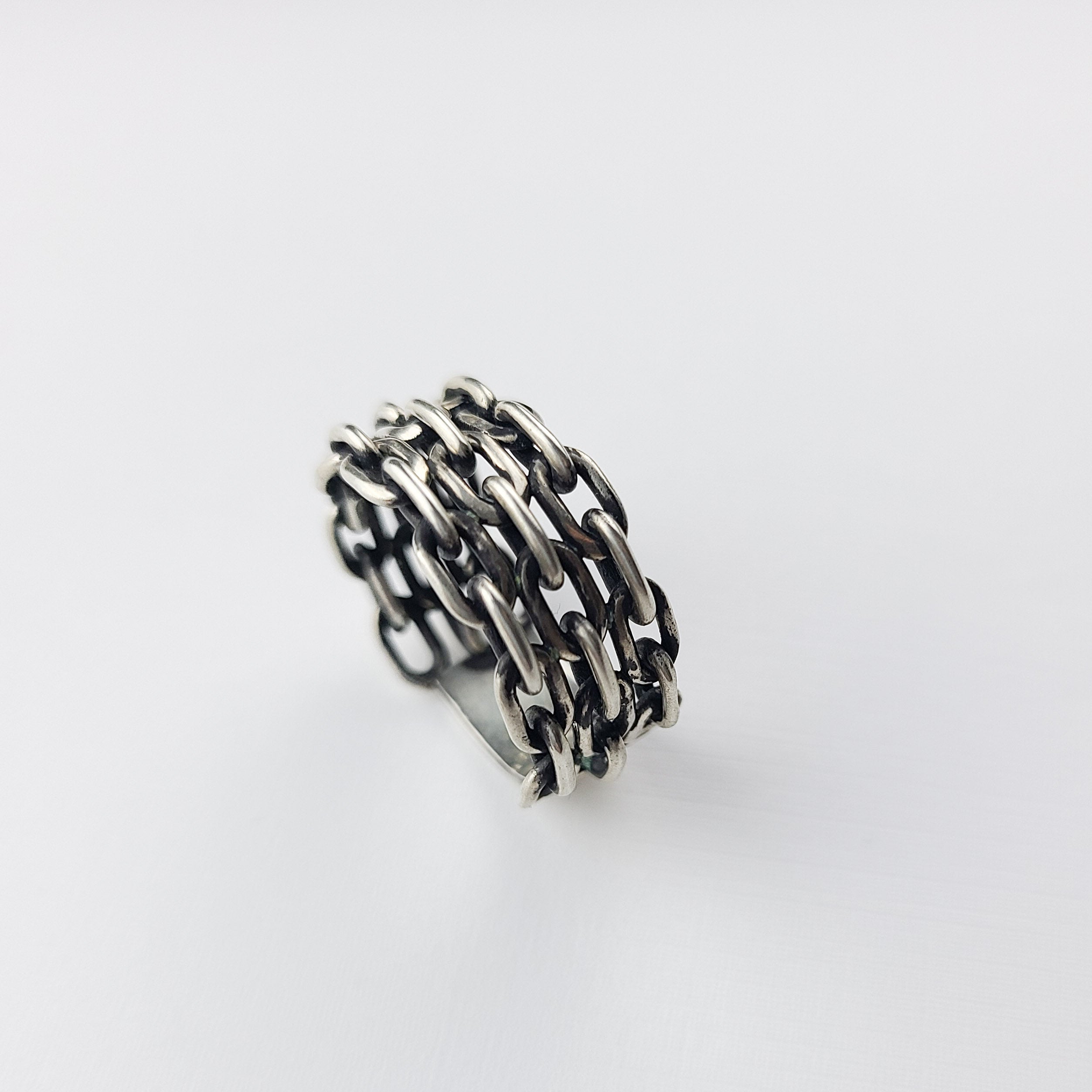 Wide 3 Row Keeper Chain Ring