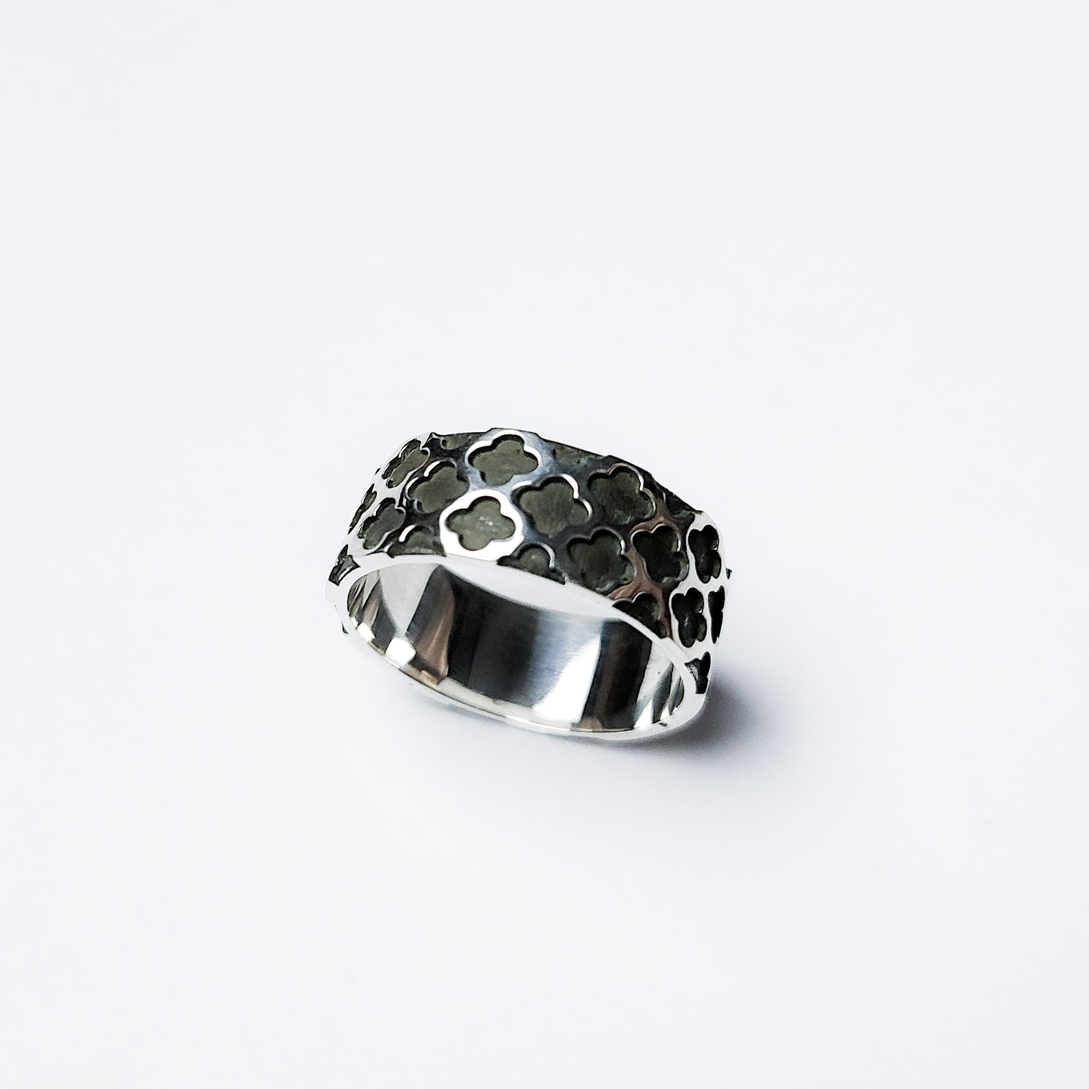 8mm Wide Confessional Pattern Ring Band-Ring-Inchoo Bijoux-Inchoo Bijoux