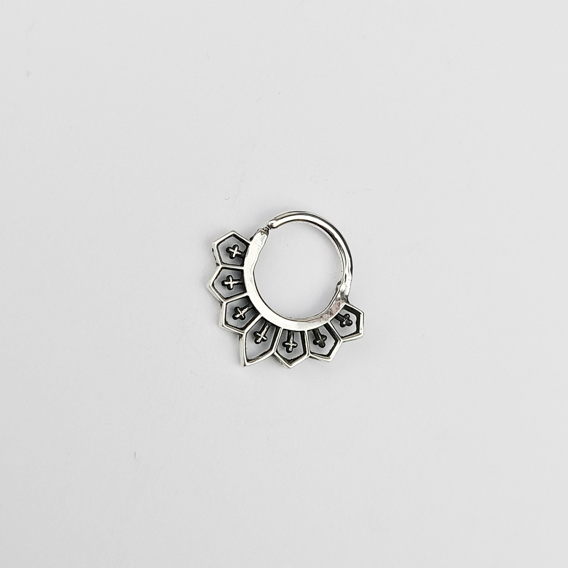 Gothic Cross Lace Septum - Inchoo Bijoux