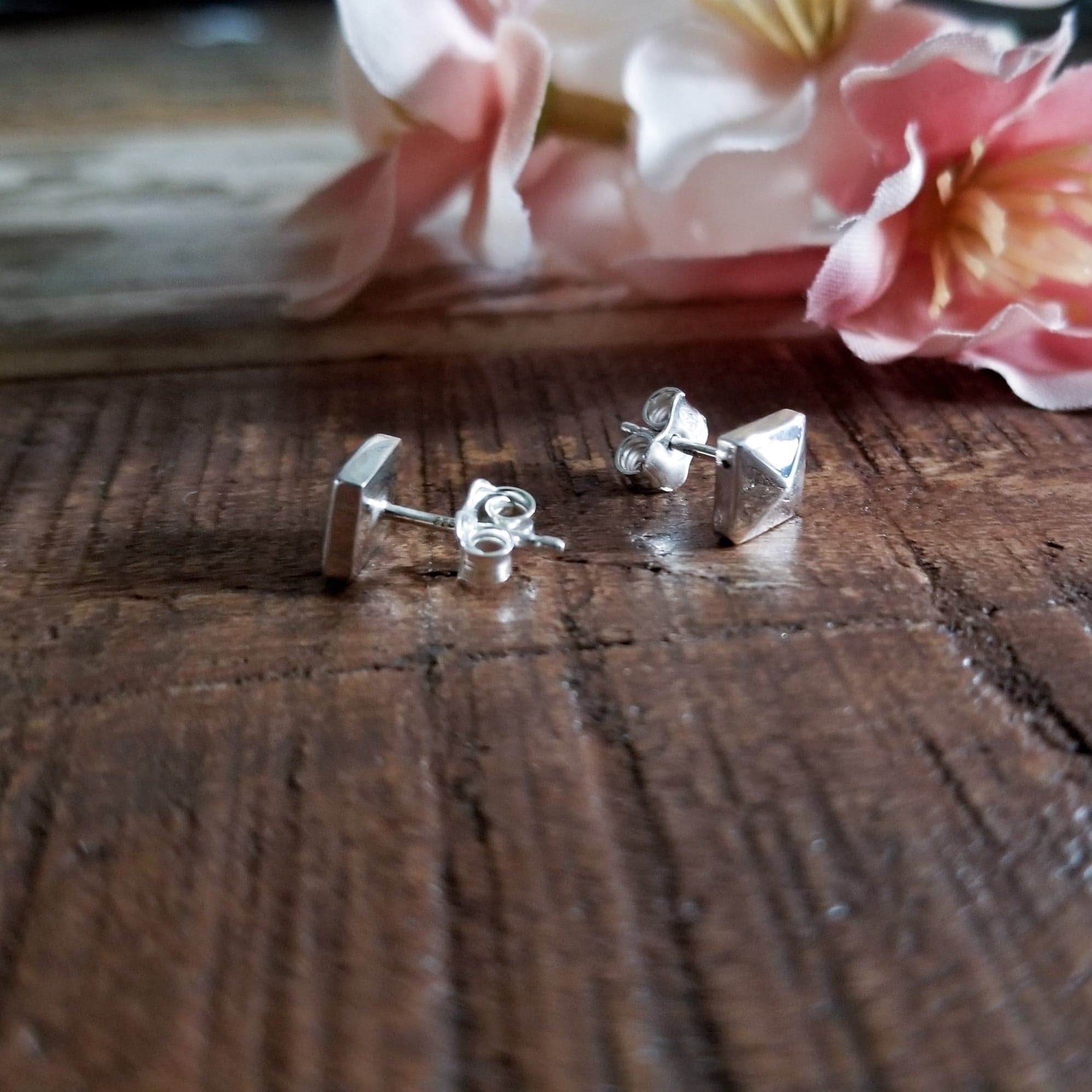 Square Pyramid Rocker Earrings - Inchoo Bijoux