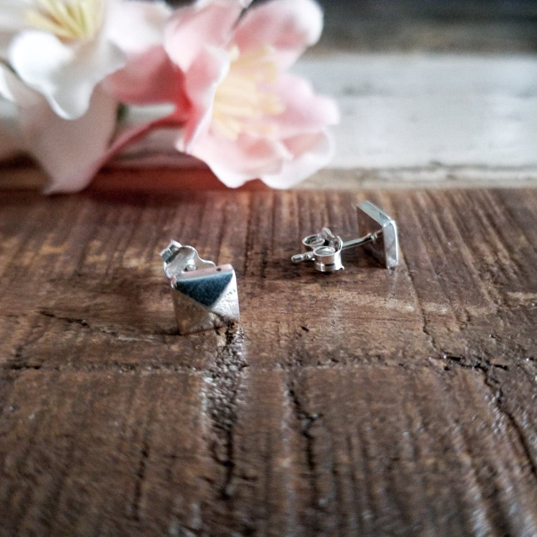 Square Pyramid Rocker Earrings - Inchoo Bijoux