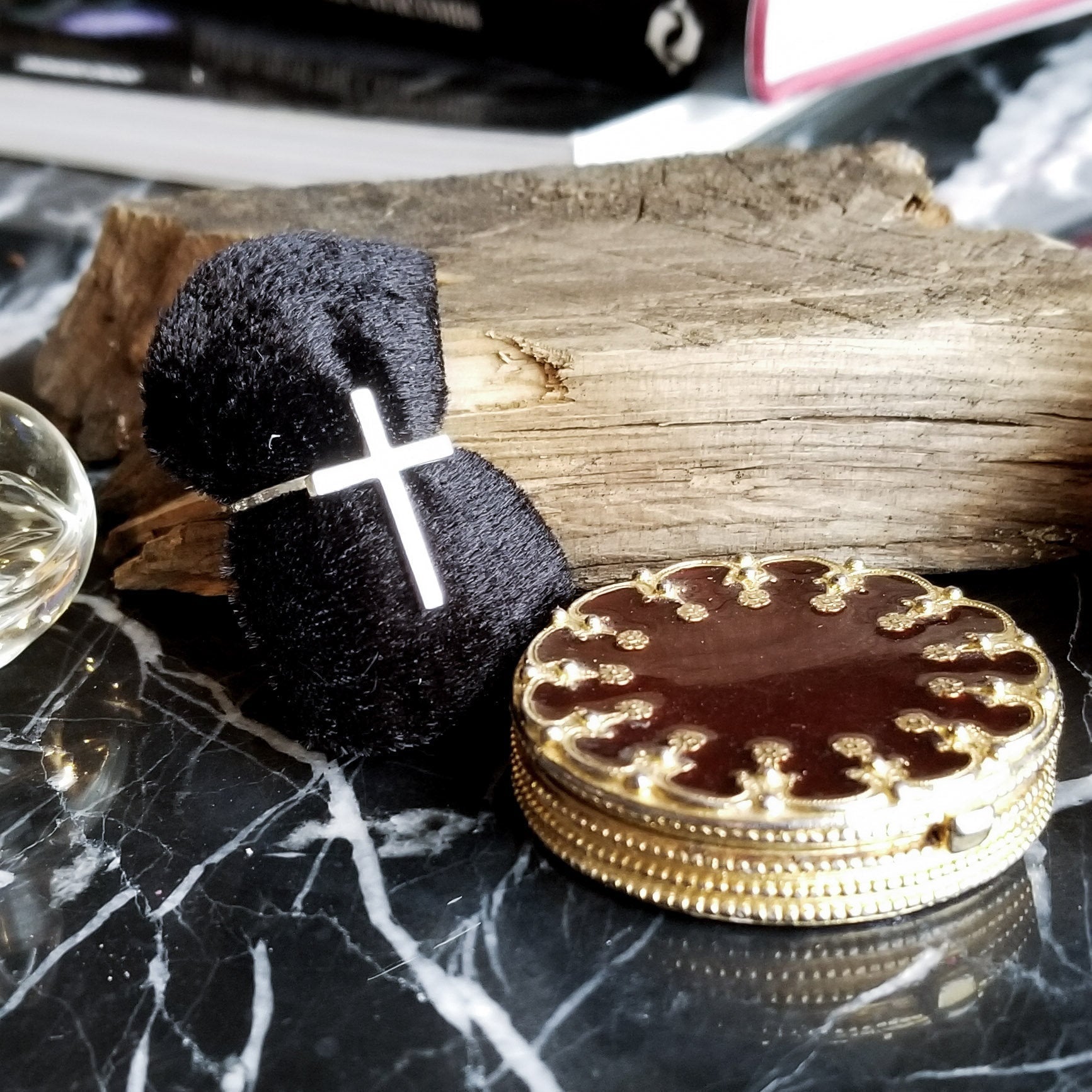 Big Shiny Simple Cross Ring - Inchoo Bijoux