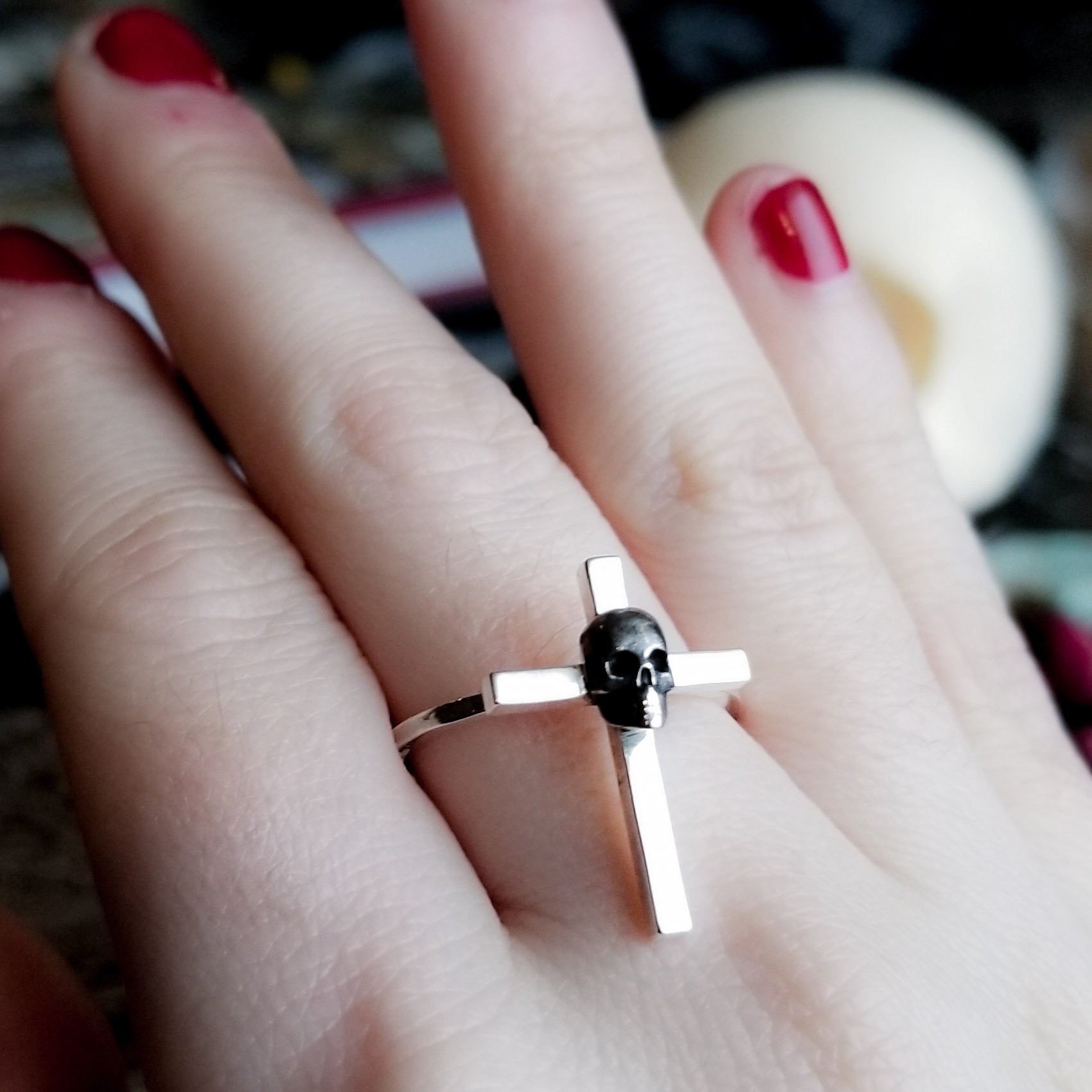 Skull Cross Goth Ring-Ring-Inchoo Bijoux-Inchoo Bijoux