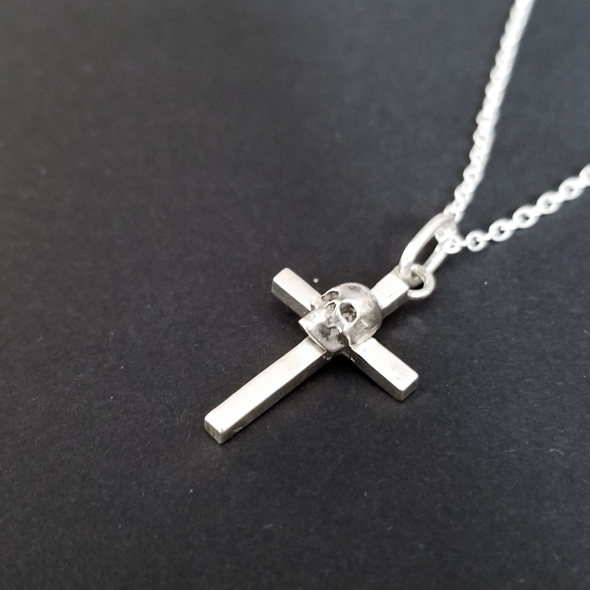 Silver Skull Cross Pendant - Inchoo Bijoux