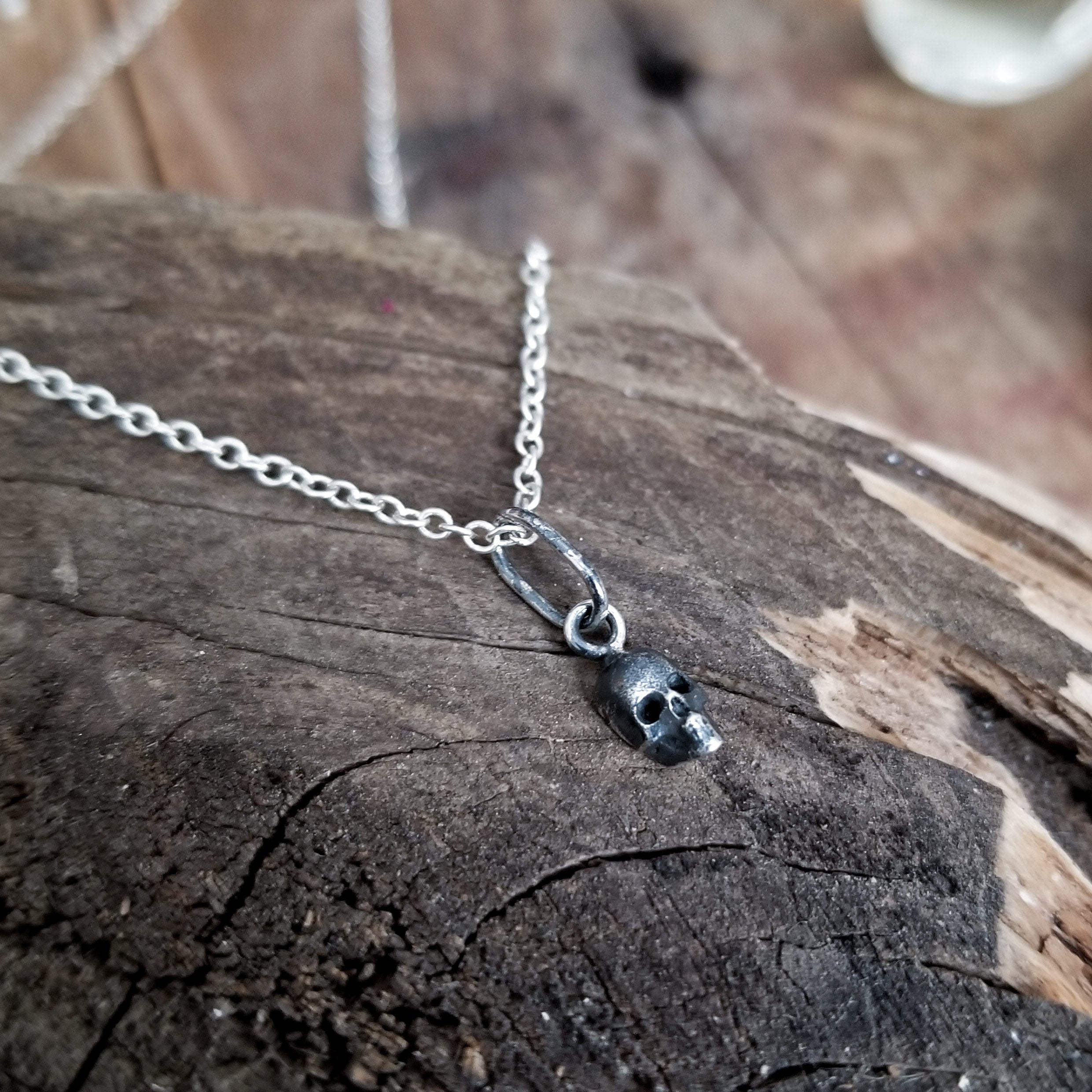 Tiny Silver Skull Pendant - Inchoo Bijoux