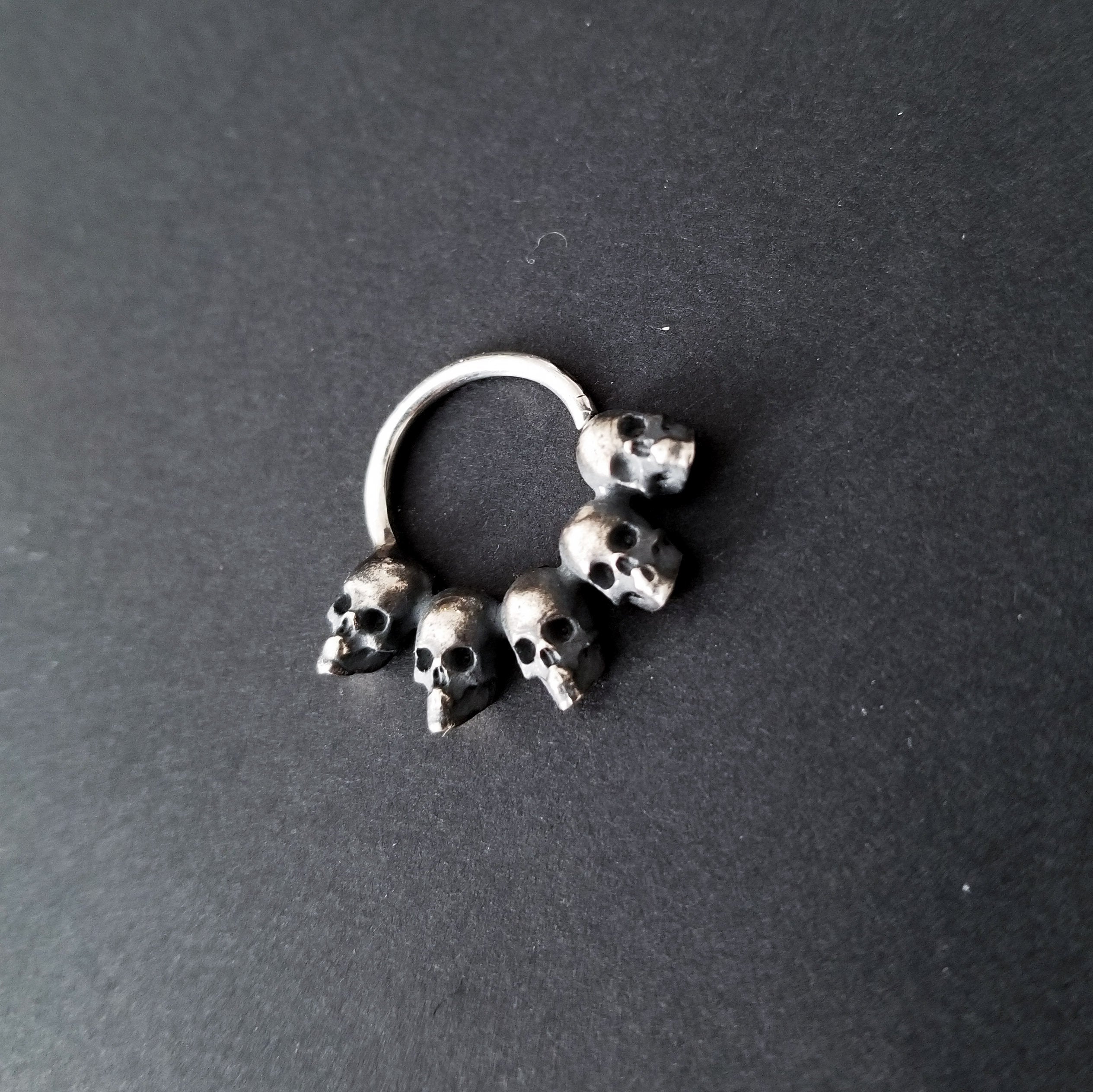 5 Skull Silver Septum Ring - Inchoo Bijoux