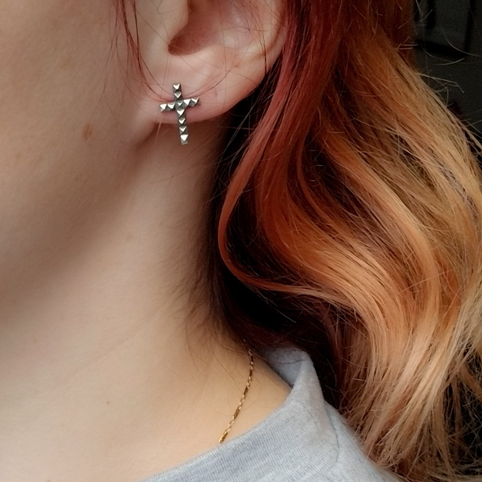 Tiny Studded Cross Earrings - Inchoo Bijoux
