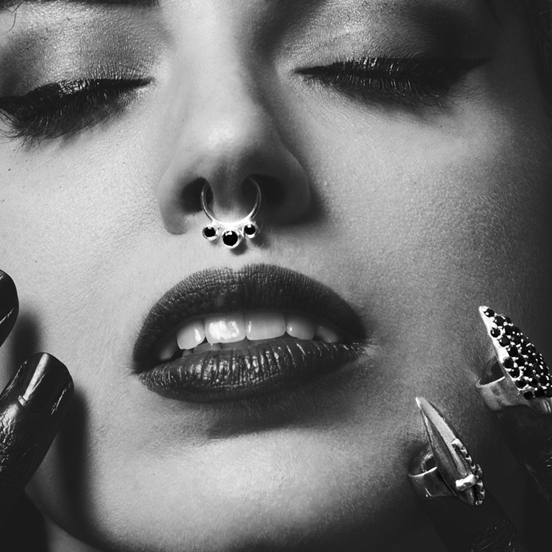 3 Gems Septum, Black Onyx and Cz - Inchoo Bijoux